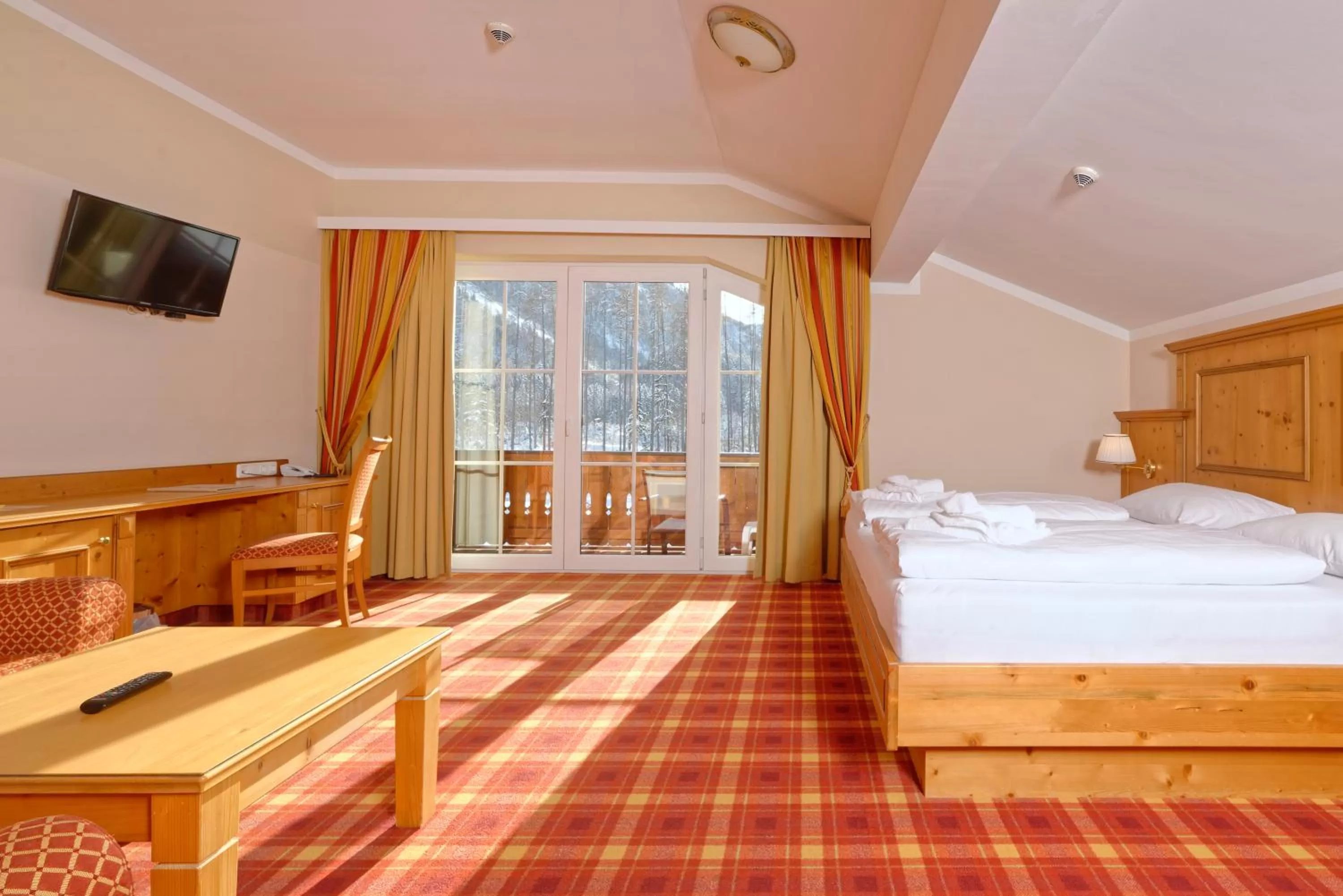 Photo of the whole room, Bed in Ortnerhof - Ihr Zuhause am Fuße der Alpen