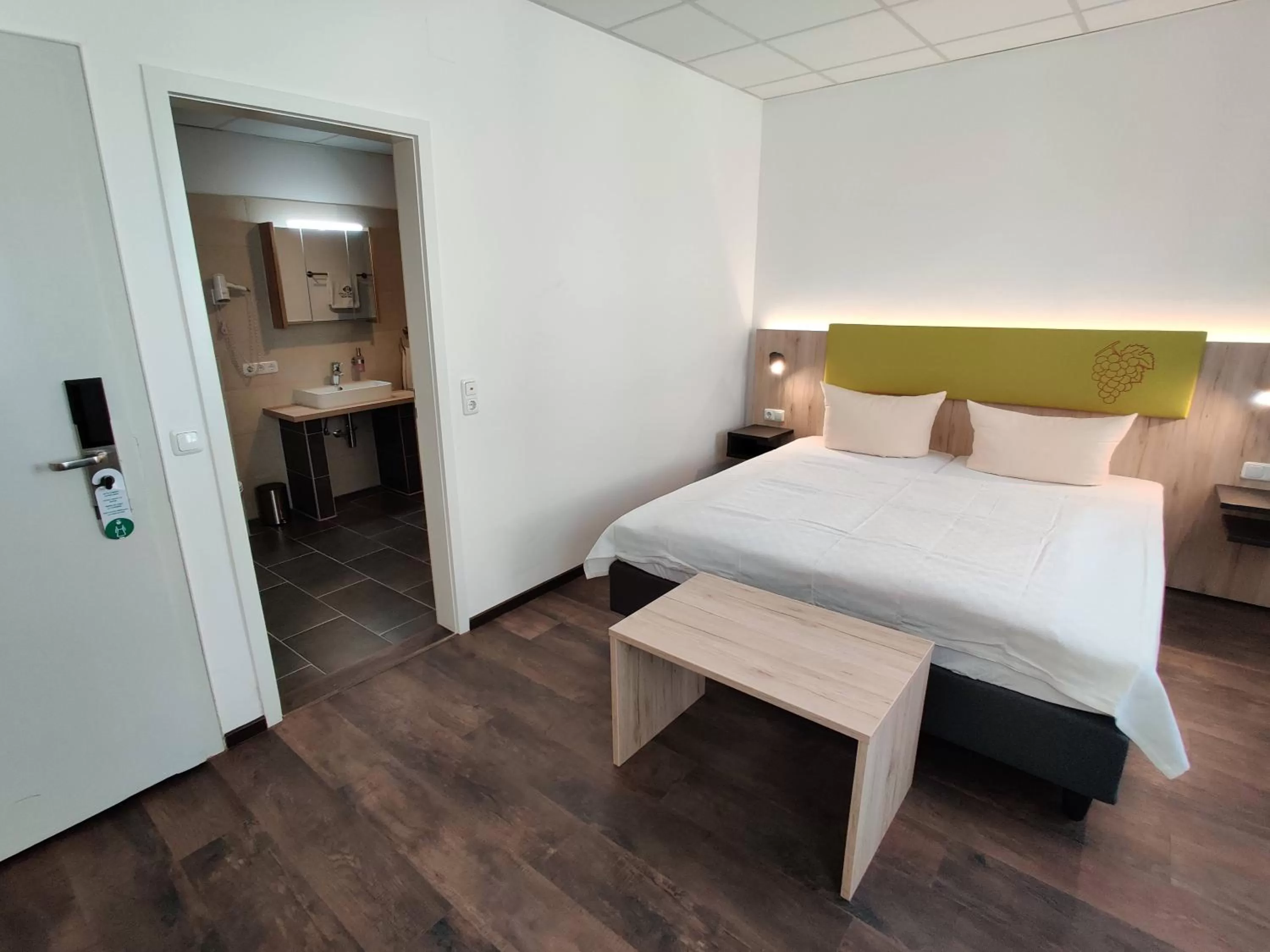 Photo of the whole room, Bed in Hotel Goldene Traube