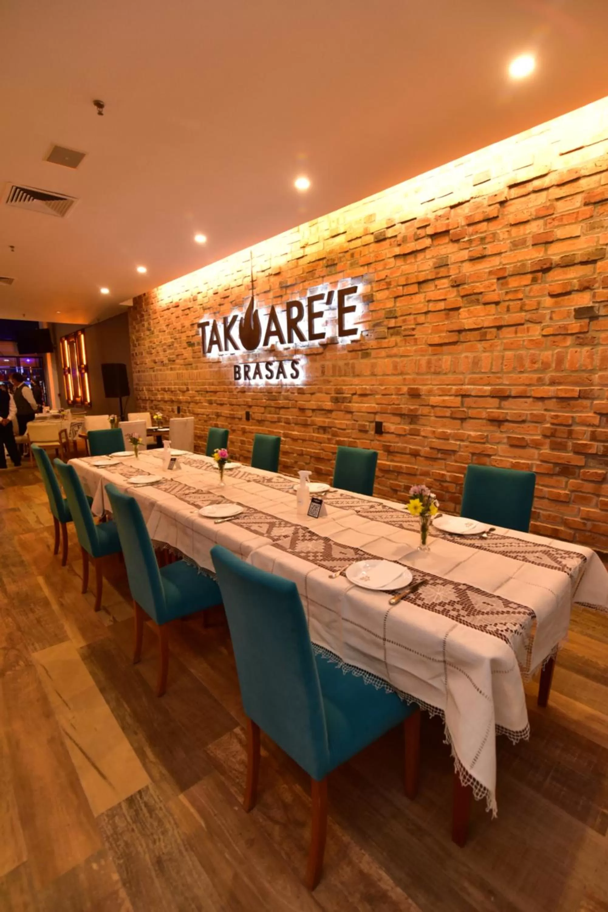 Restaurant/places to eat in Esplendor by Wyndham Asuncion