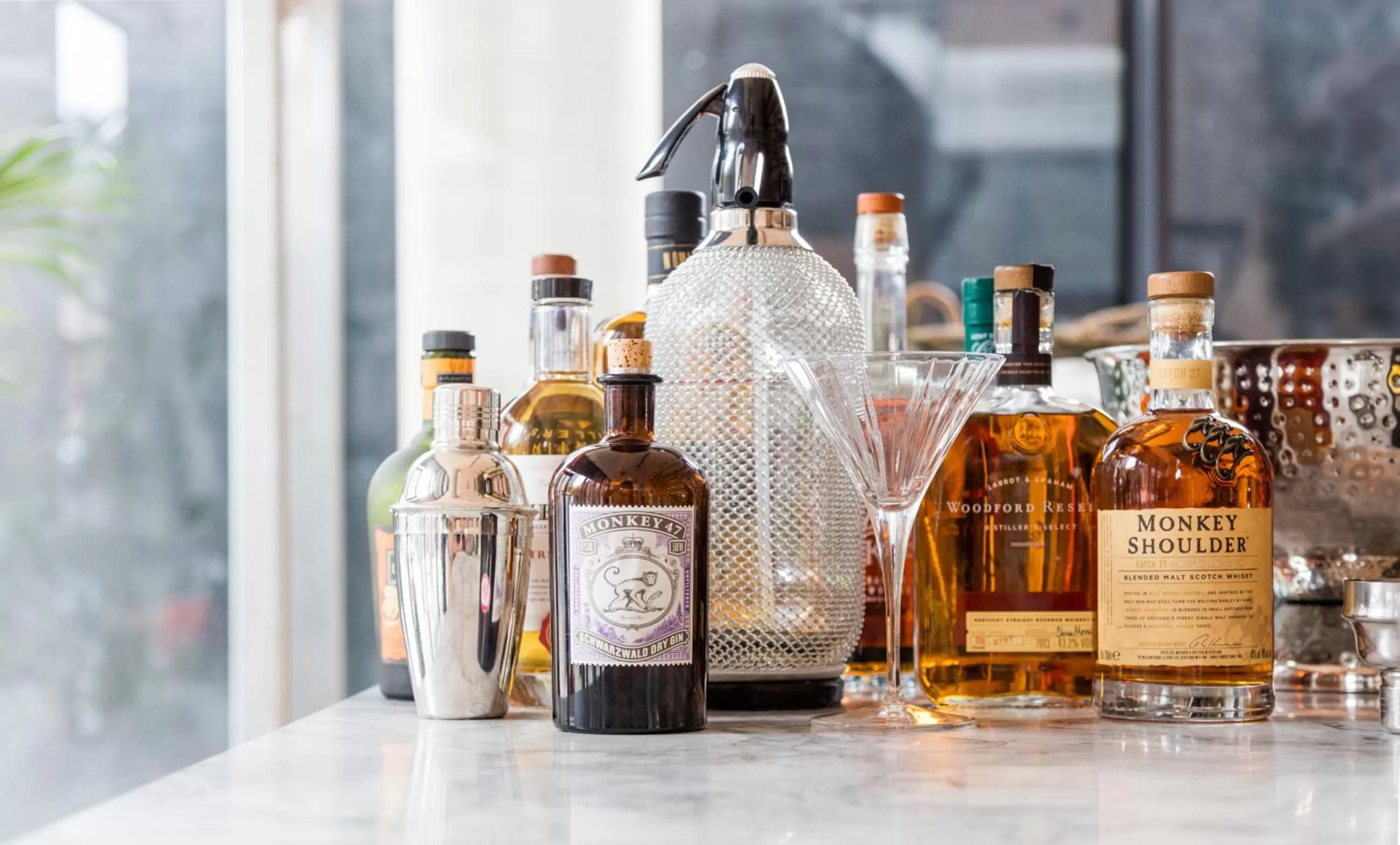 Lounge or bar in Leman Locke