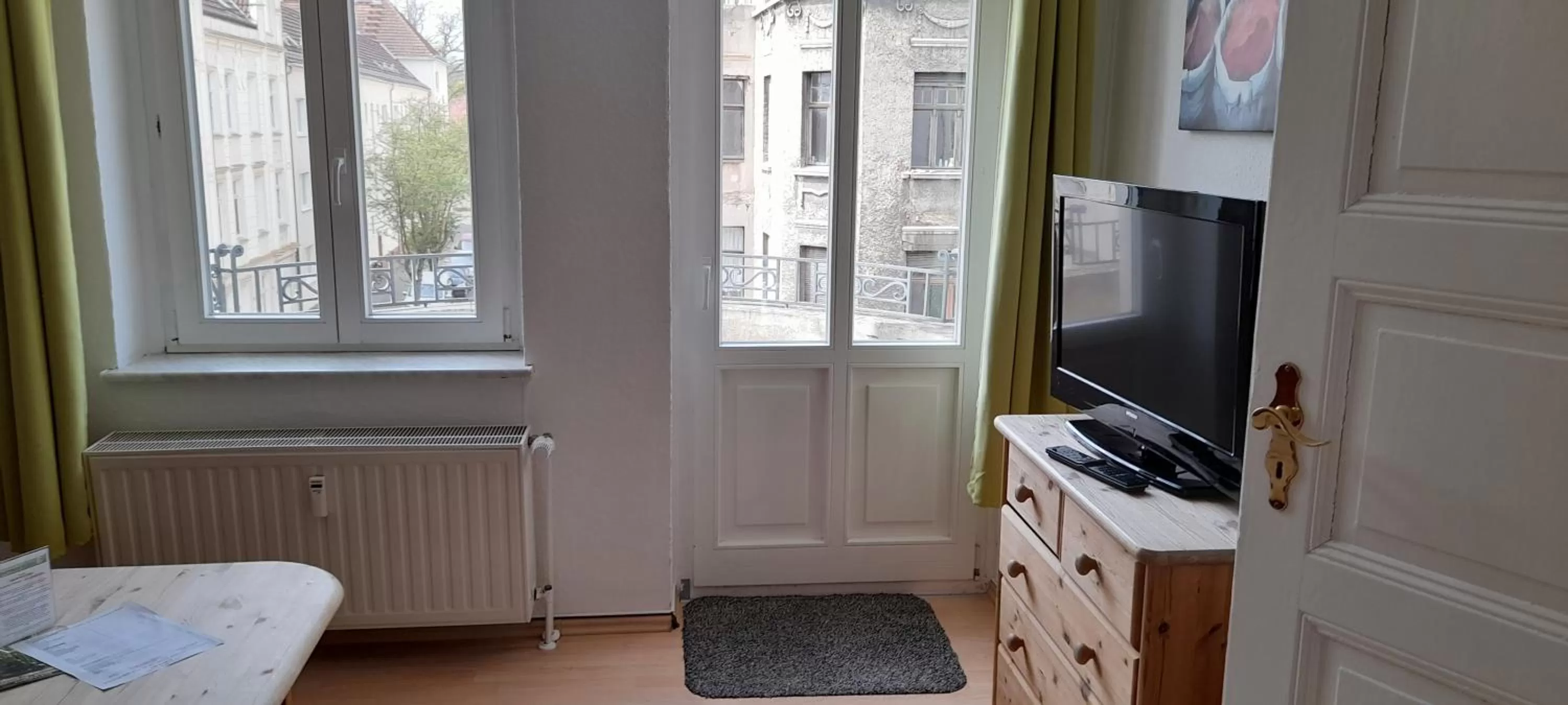 TV/Entertainment Center in Apartment-Hotel Schillerplatz