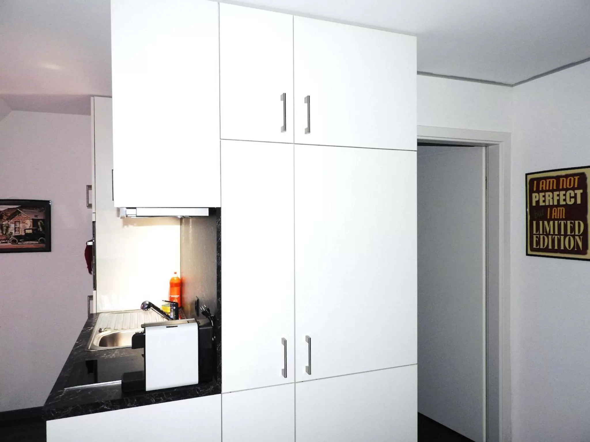 Kitchen or kitchenette in INSIDE Five