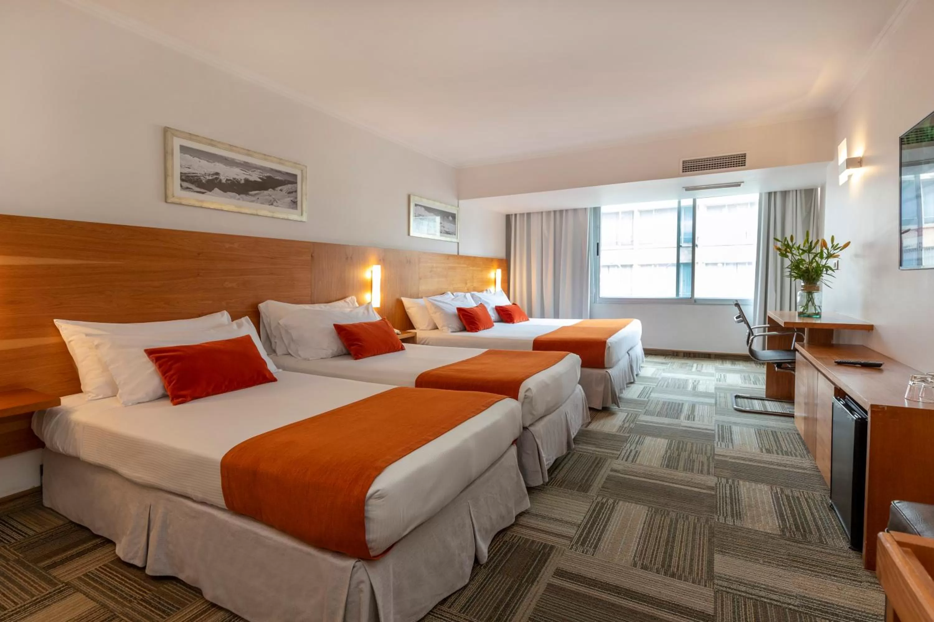 Bedroom, Bed in Best Western Marina del Rey