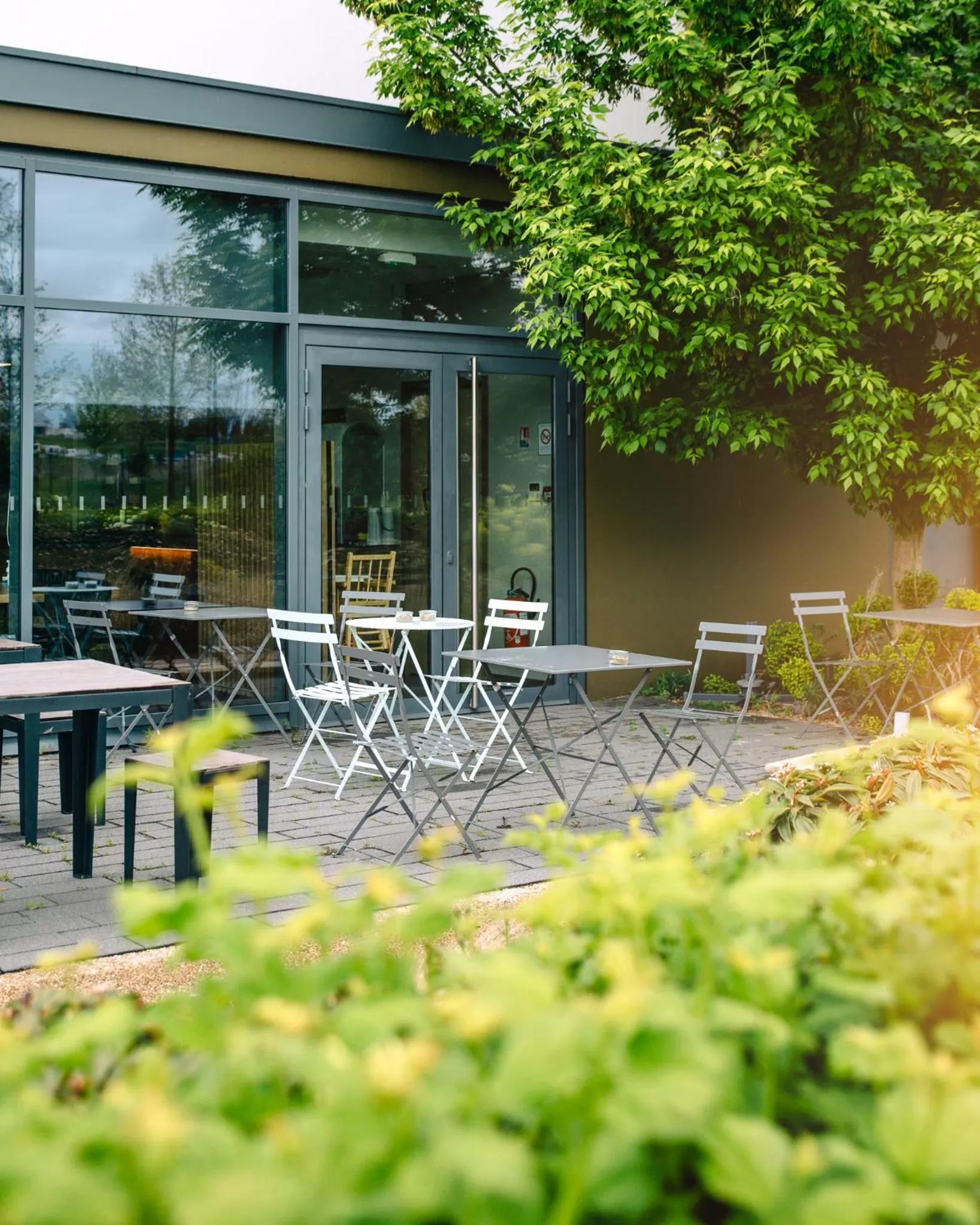 Property building in Hôtel Akena Reims Bezannes