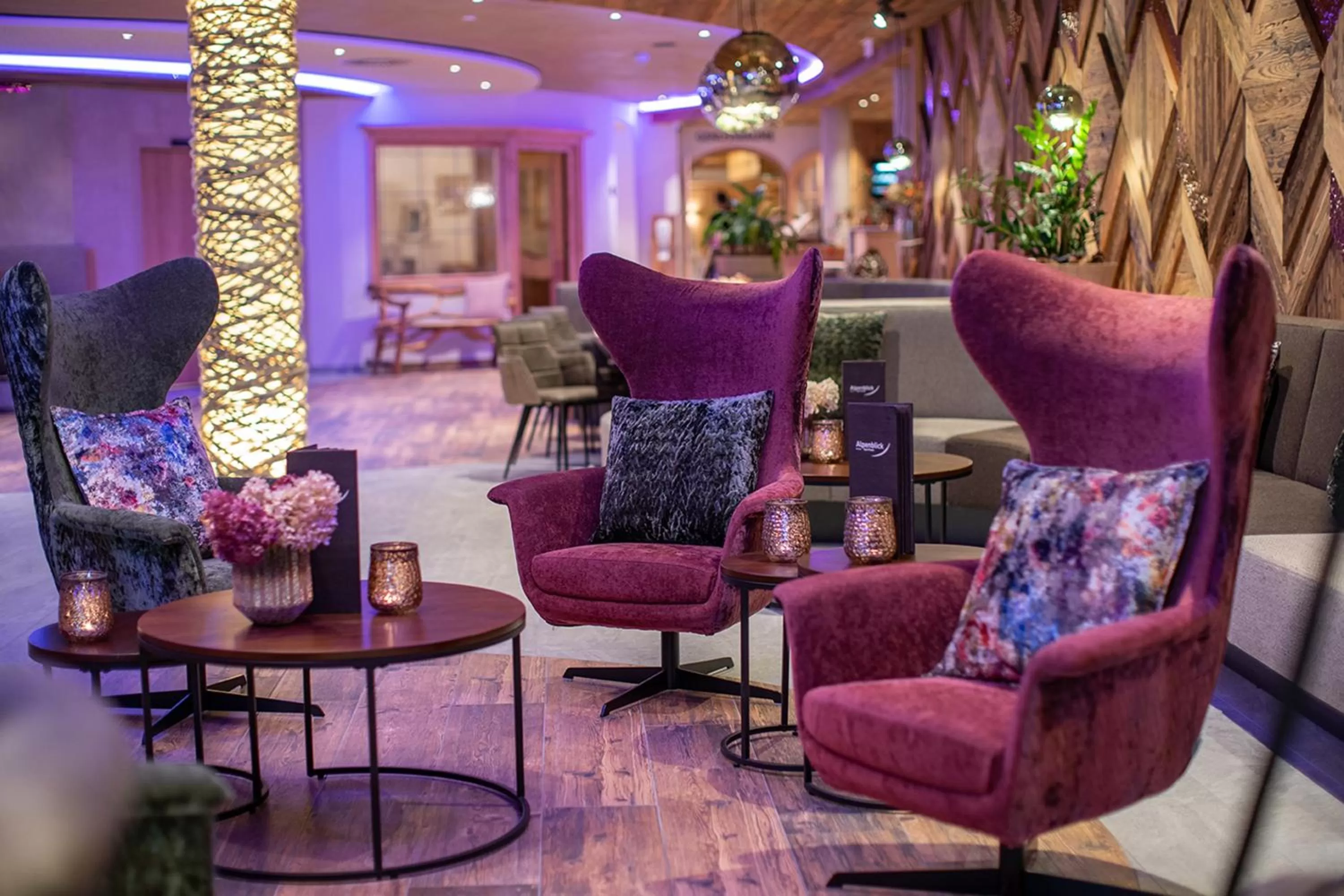 Lounge or bar in Superior Sport und Familienresort Alpenblick