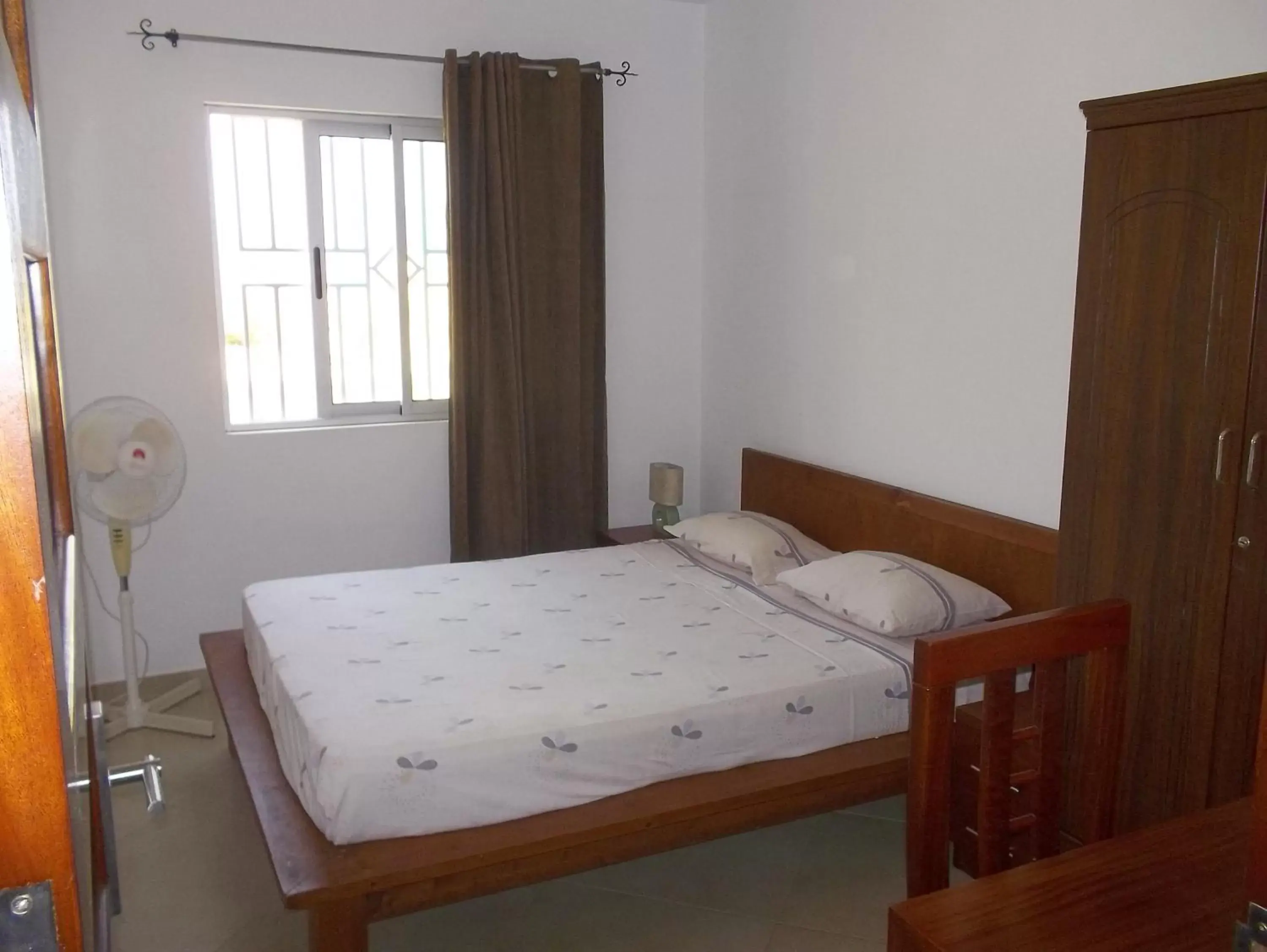 Family Room with Private Bathroom in Basic Hotel Family Room with Private Bathroom in Basic Hotel