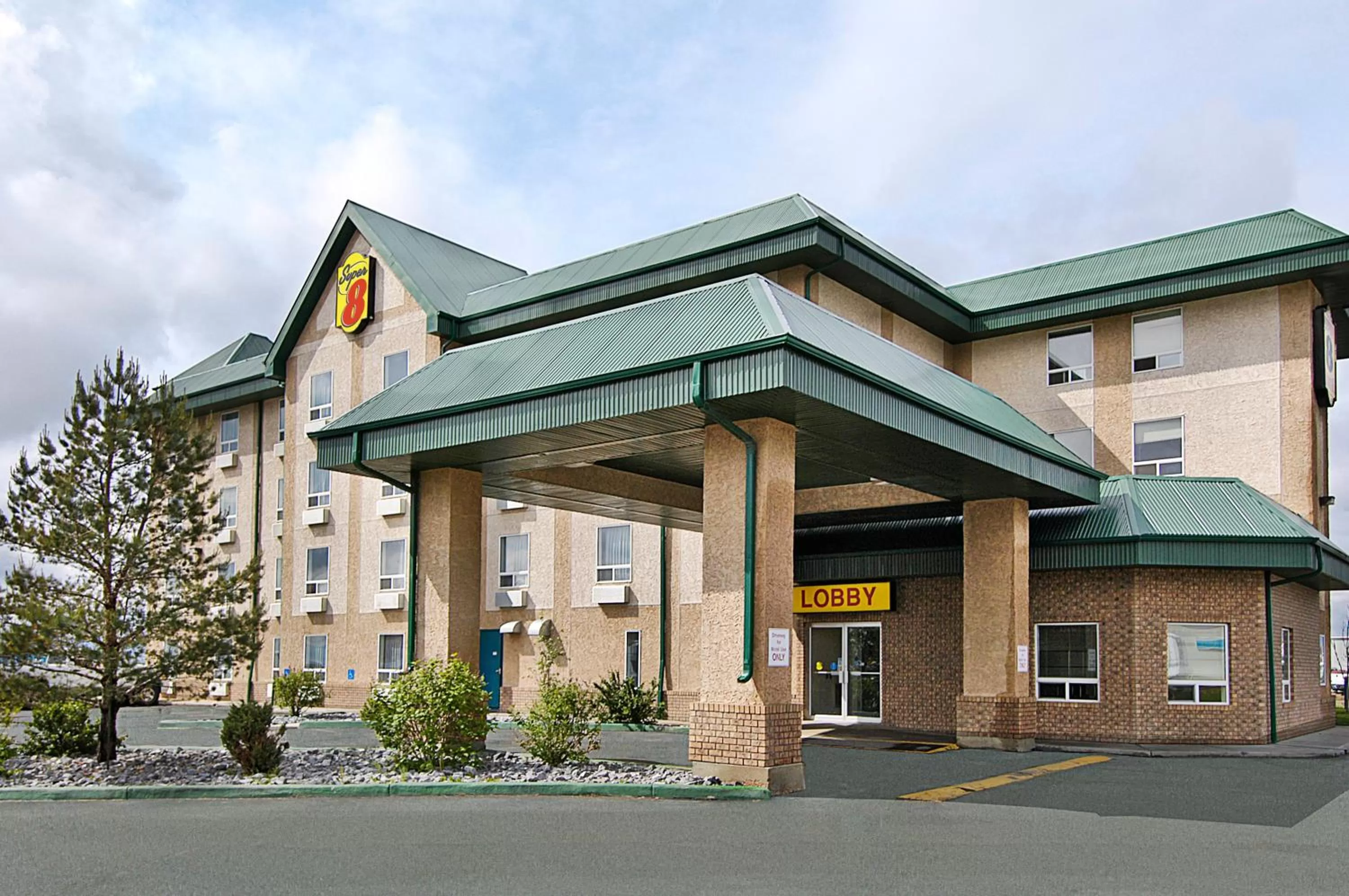 Super 8 by Wyndham Edmonton International Airport