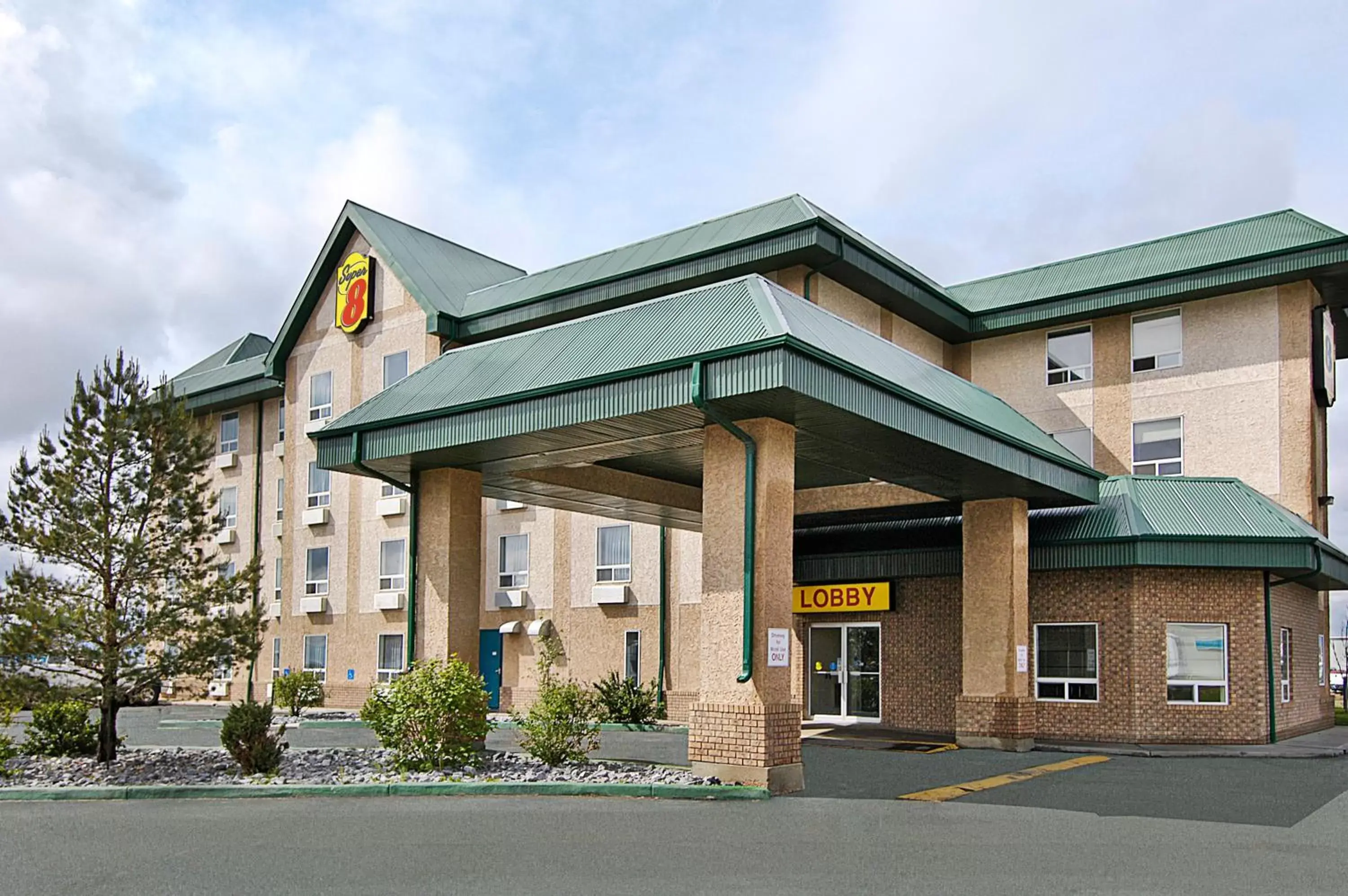 Super 8 by Wyndham Edmonton International Airport Super 8 by Wyndham Edmonton International Airport