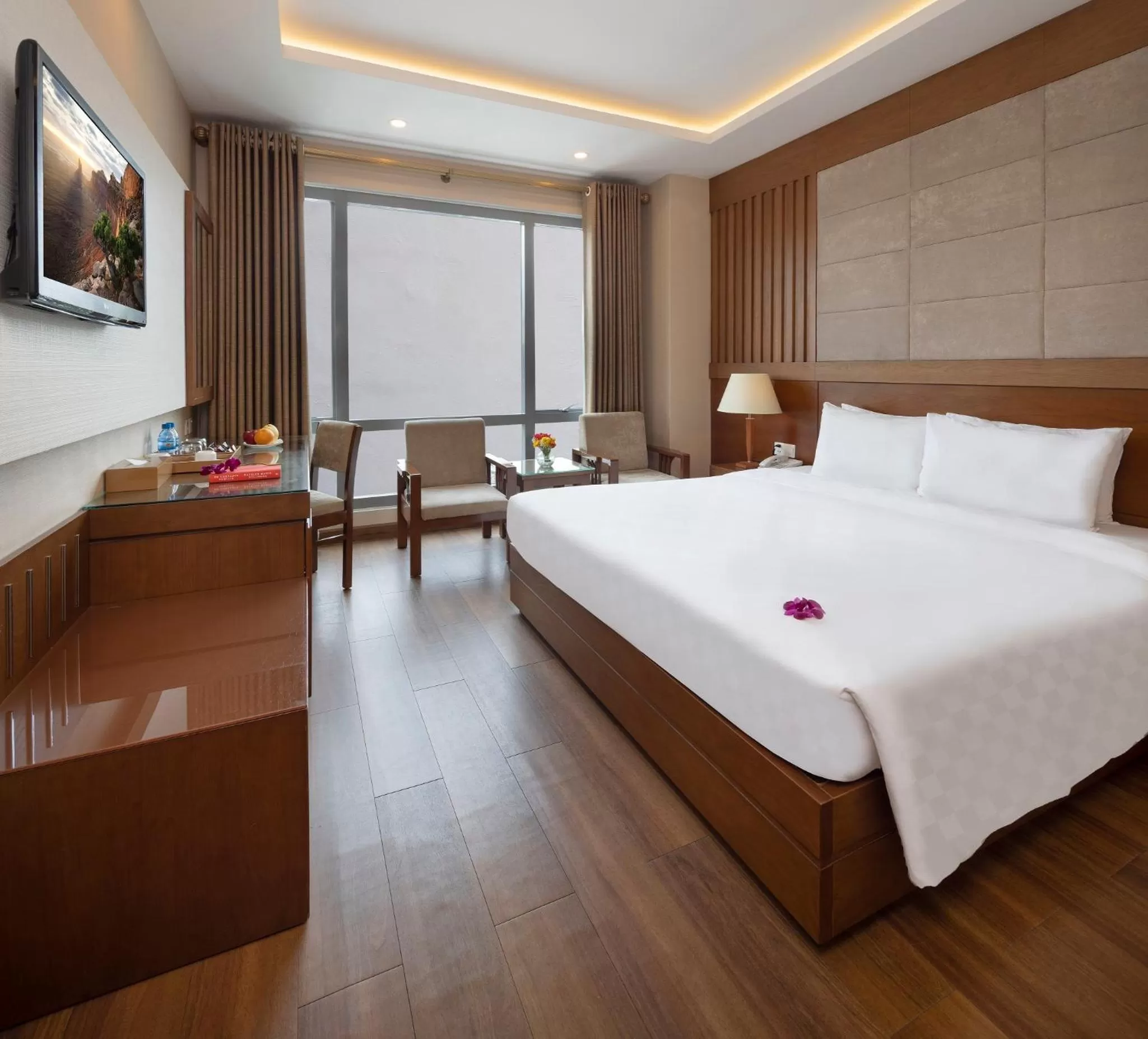 Deluxe Double with Window + Free Mini-bar in Eden Star Saigon Hotel