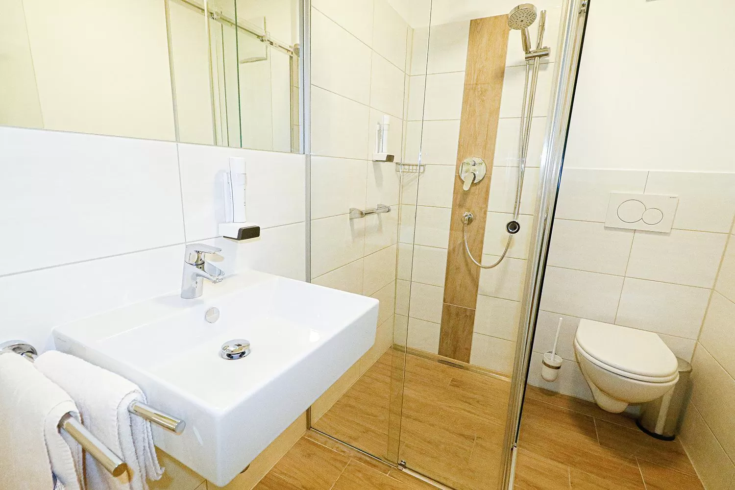 Bathroom in Pension Café Maier