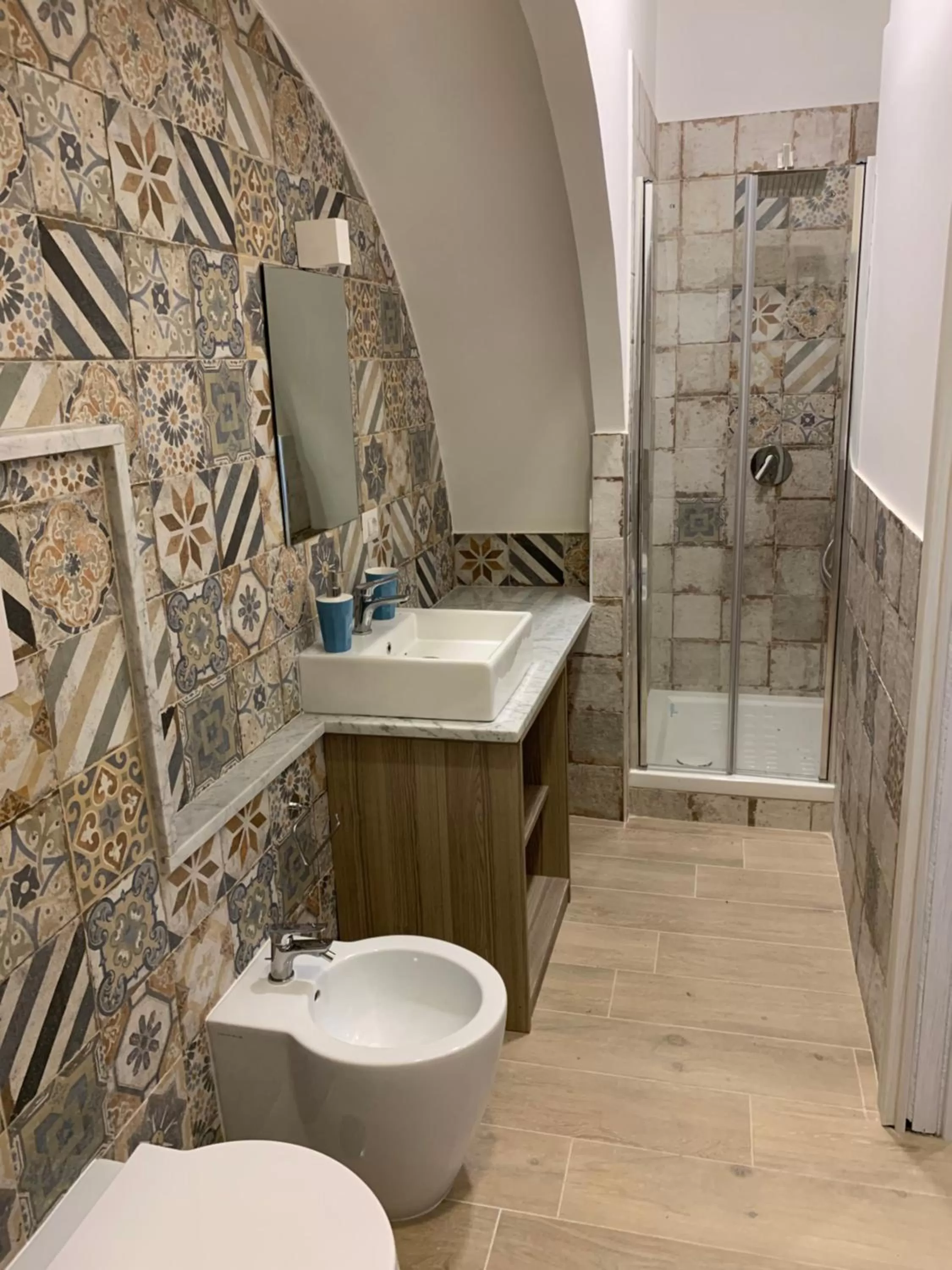 Shower, Bathroom in Maison Arena Al Corso