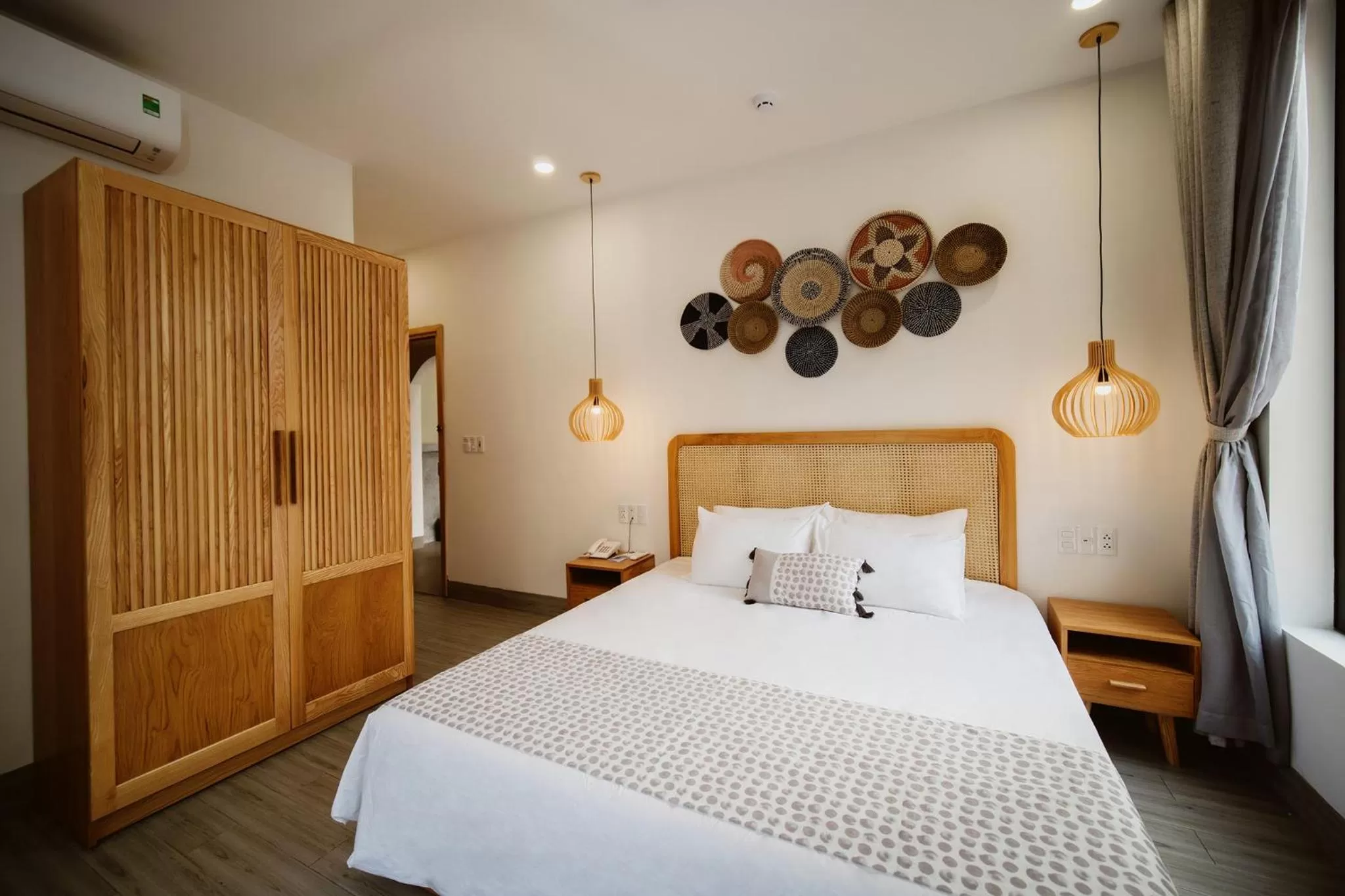 Bed in The Watermark Beachside Hotel