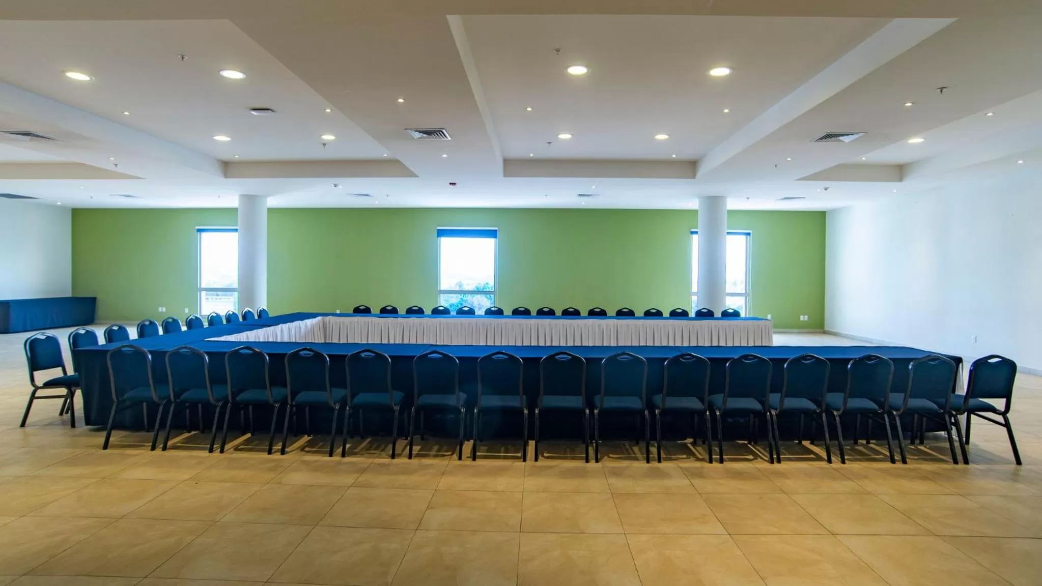Meeting/conference room in Holiday Inn Express Xalapa by IHG