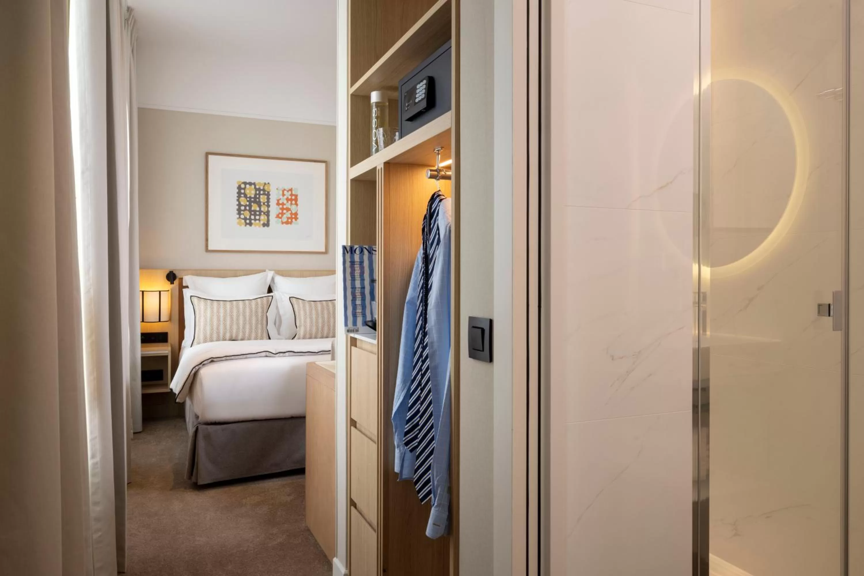 Bedroom, Bed in Hotel Duminy-Vendome