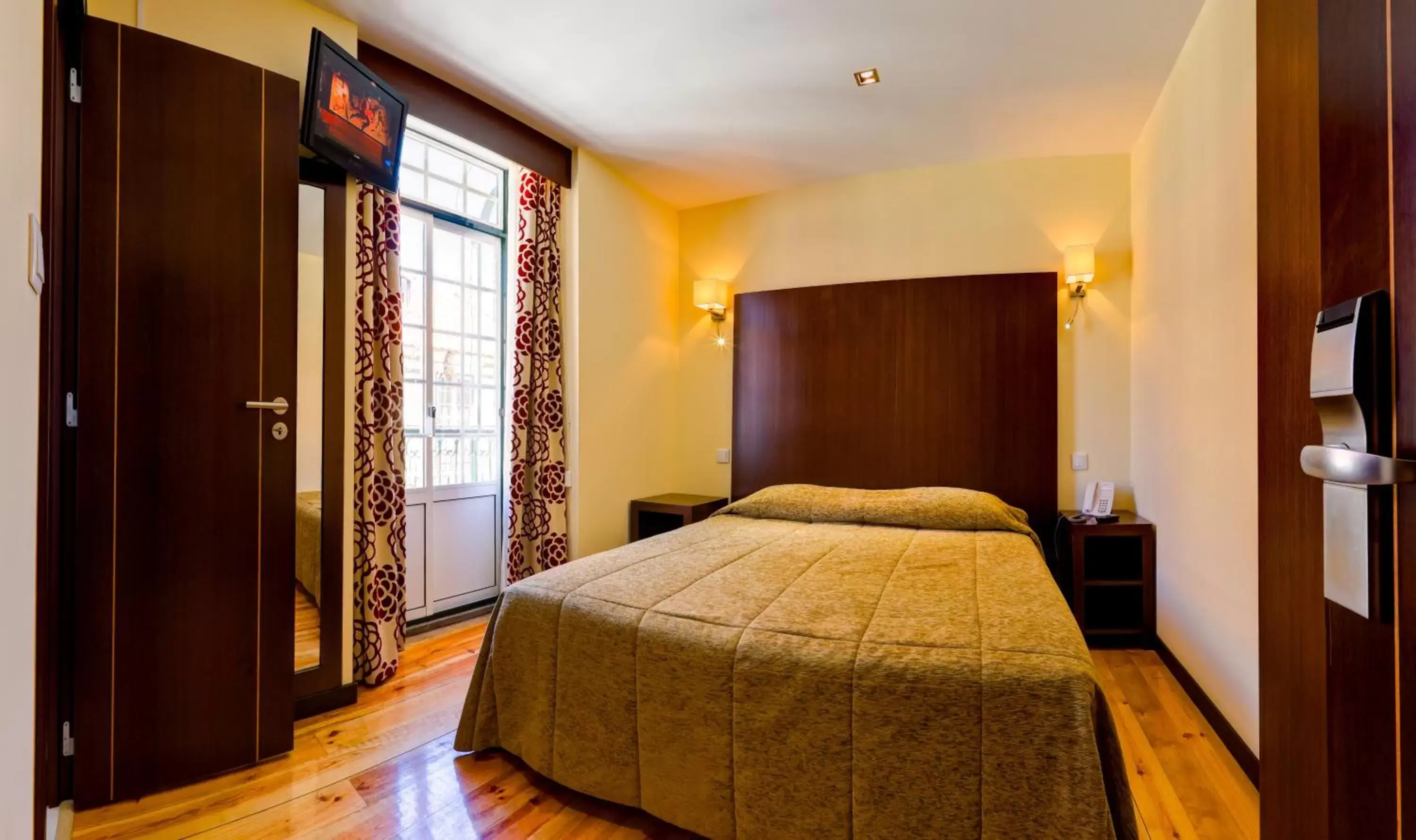 Twin Room in Hotel Duas Nações Twin Room in Hotel Duas Nações