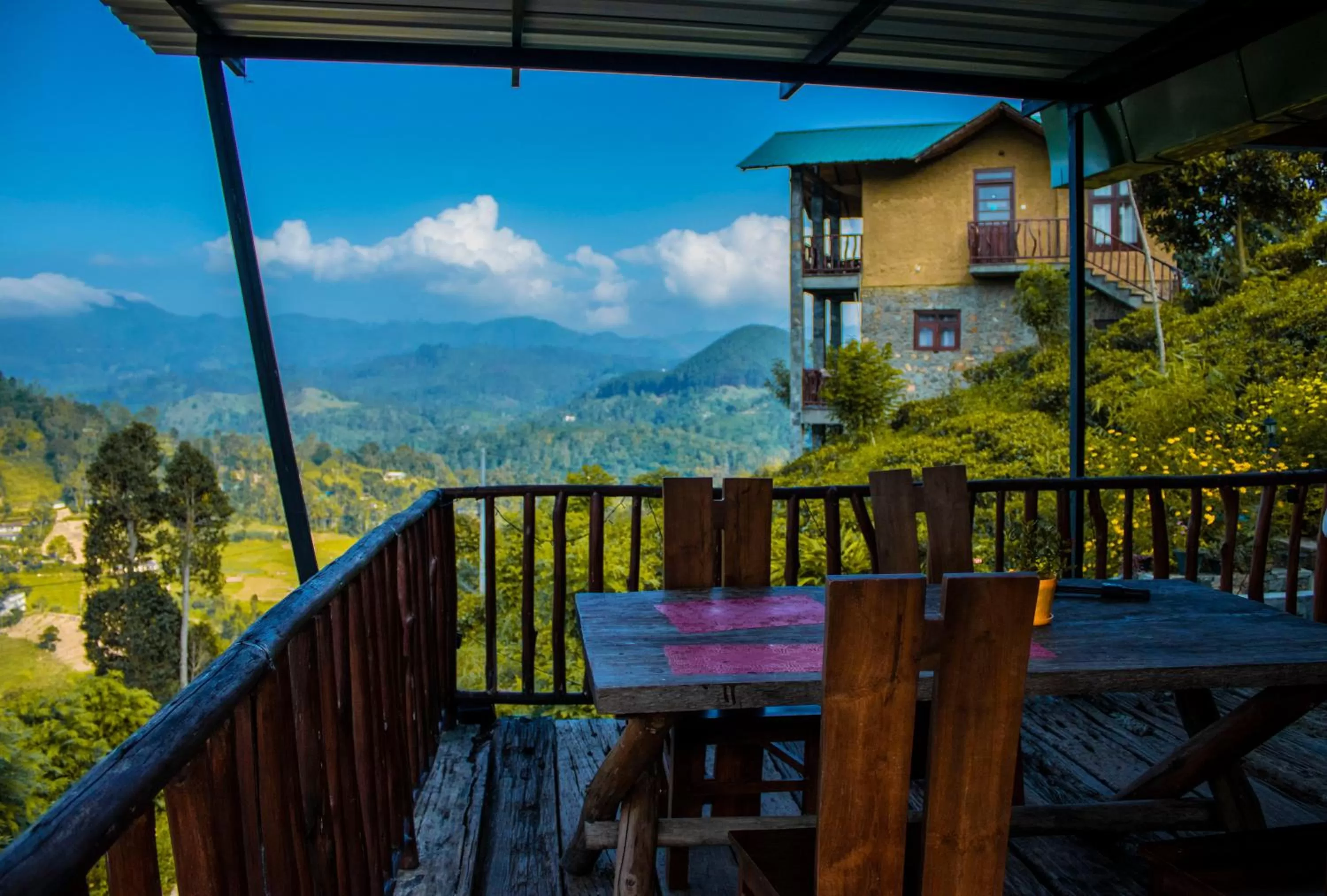 Property building, Balcony/Terrace in Ornateview Hotel