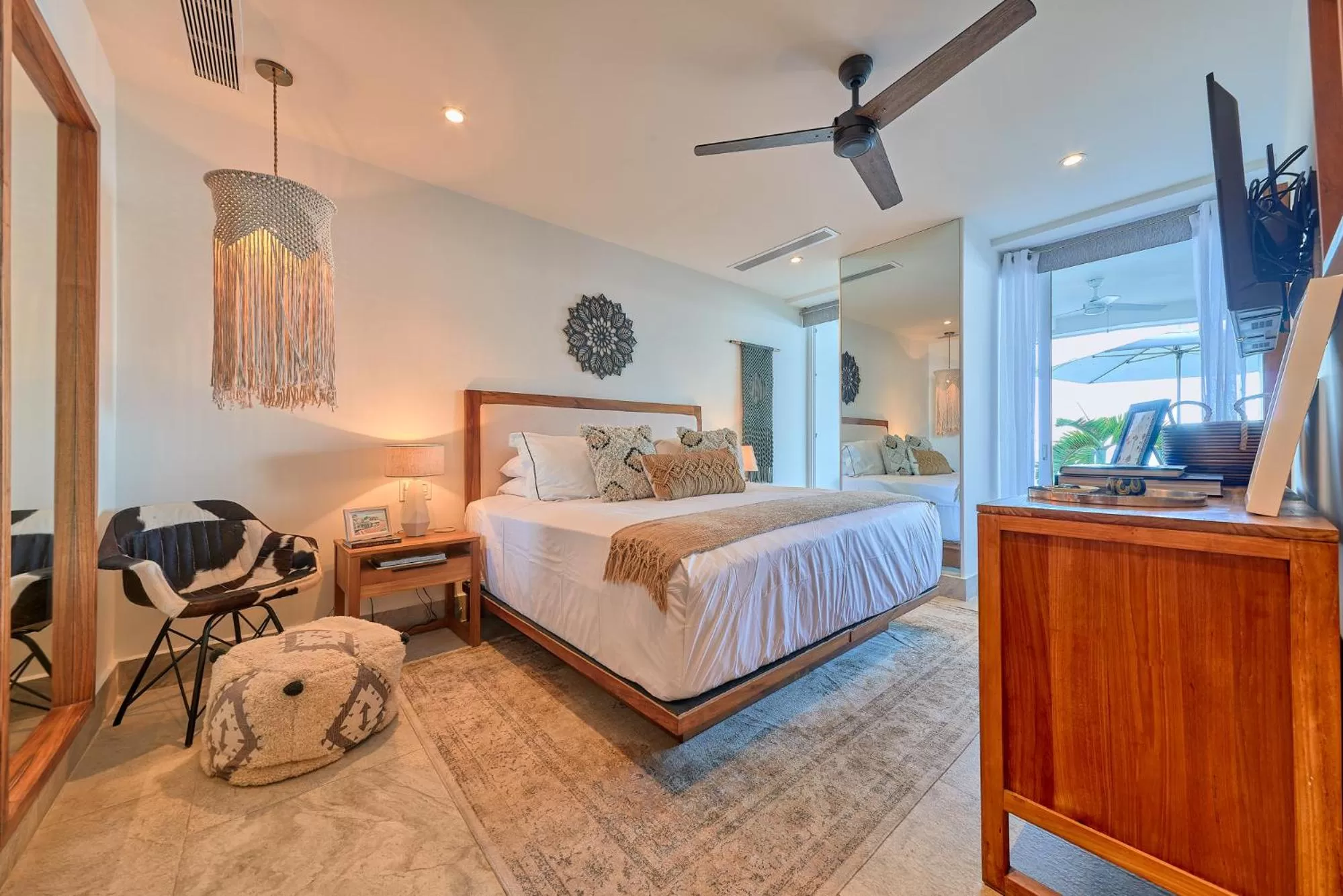 Photo of the whole room, Bed in Maxwell Residences at Indah