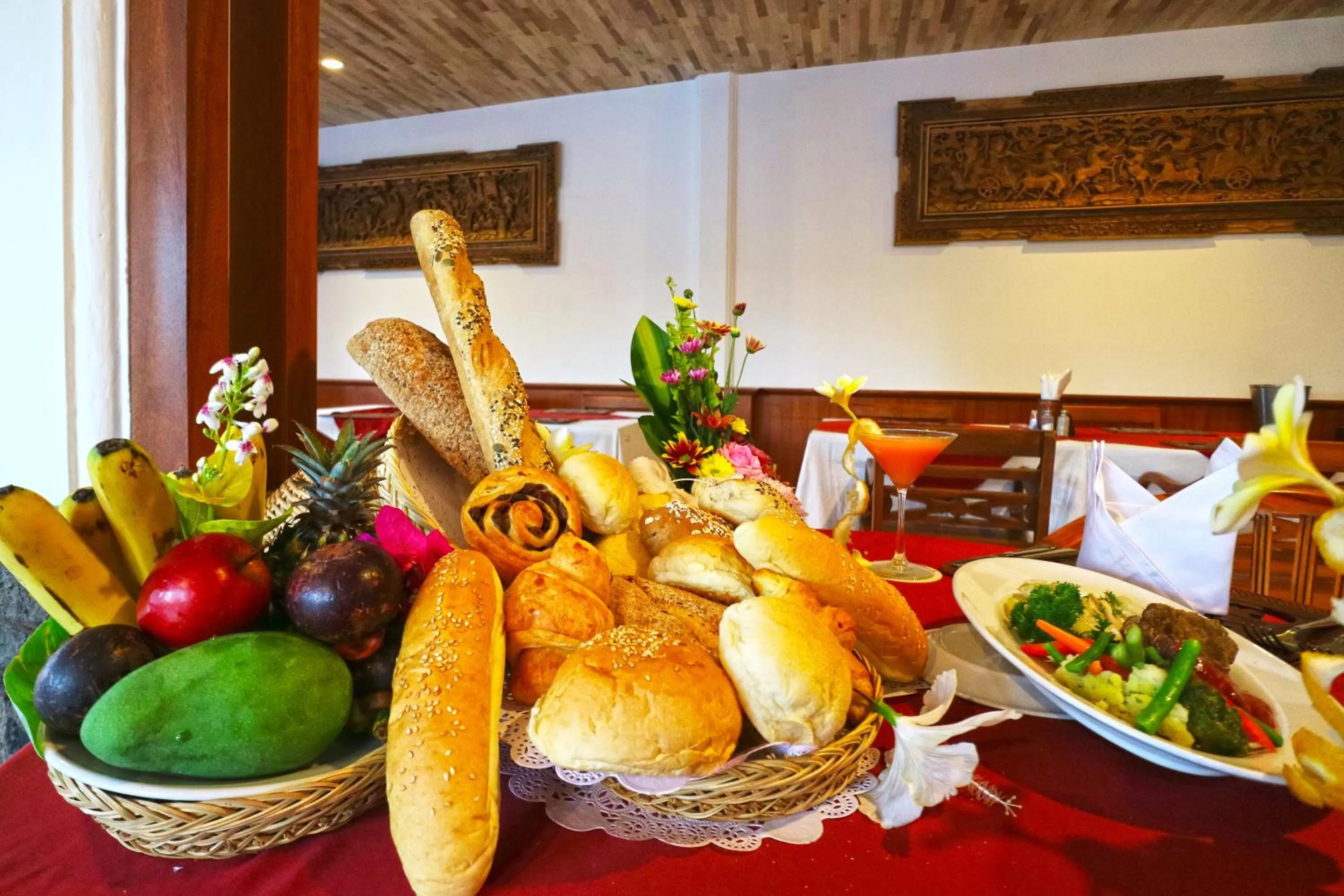 Food and drinks in Hotel Sinar Bali Legian