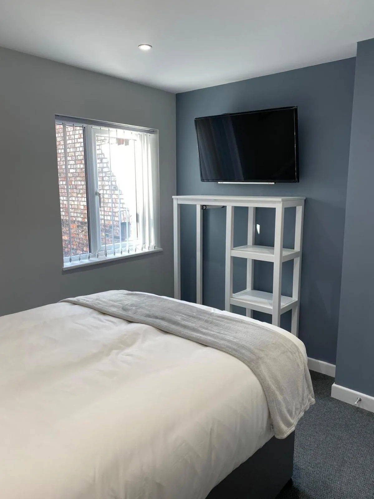 Bed in Brownlows Inn Rooms formerly Riley's Rooms