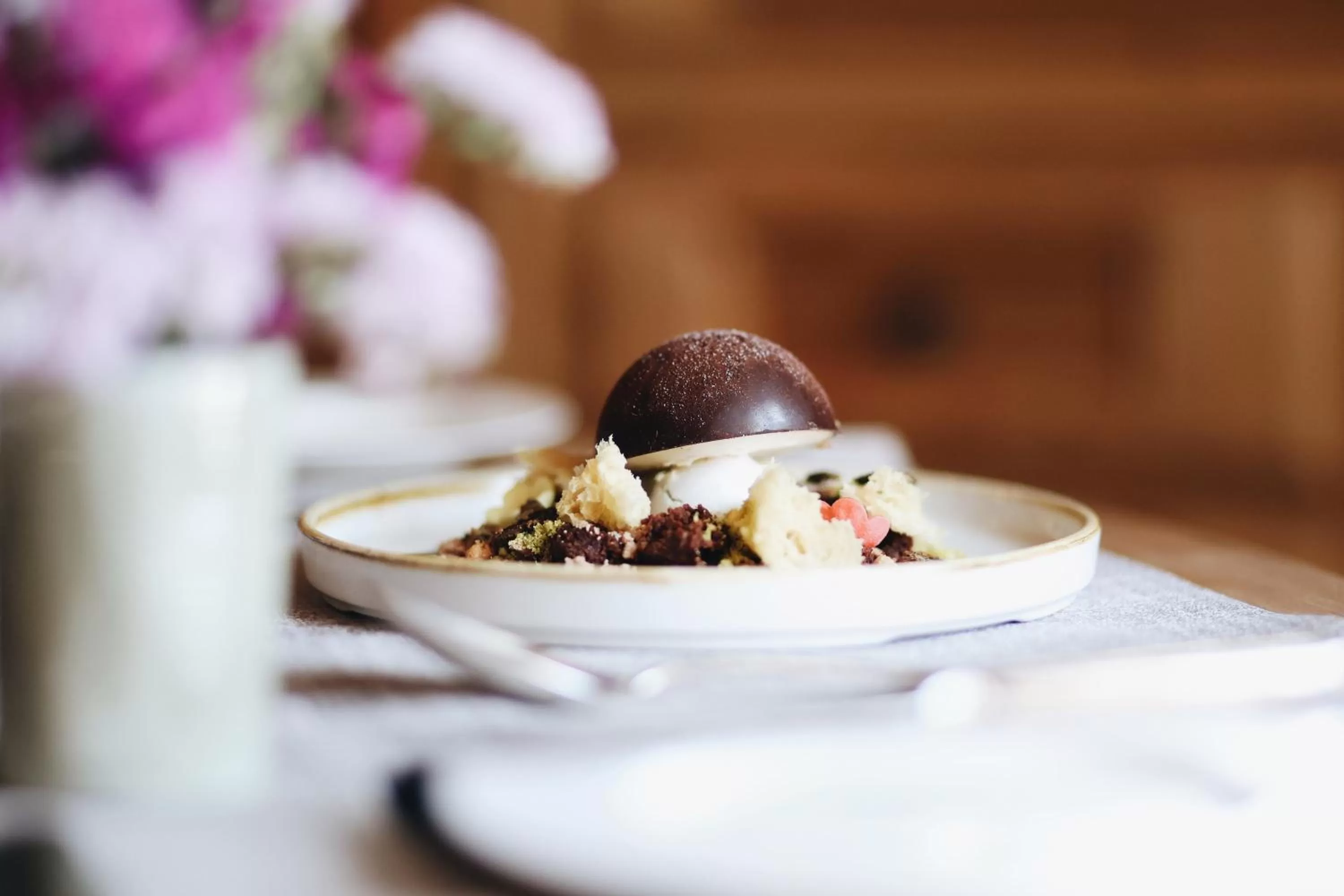 Restaurant/places to eat in Hotel Steinbock Pontresina