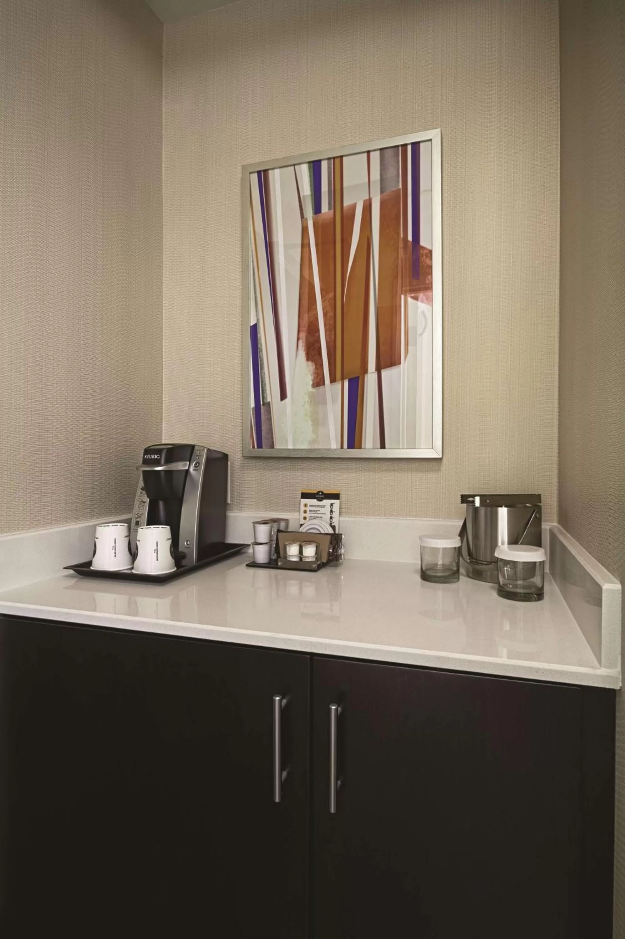 Photo of the whole room in DoubleTree by Hilton Hotel Bristol