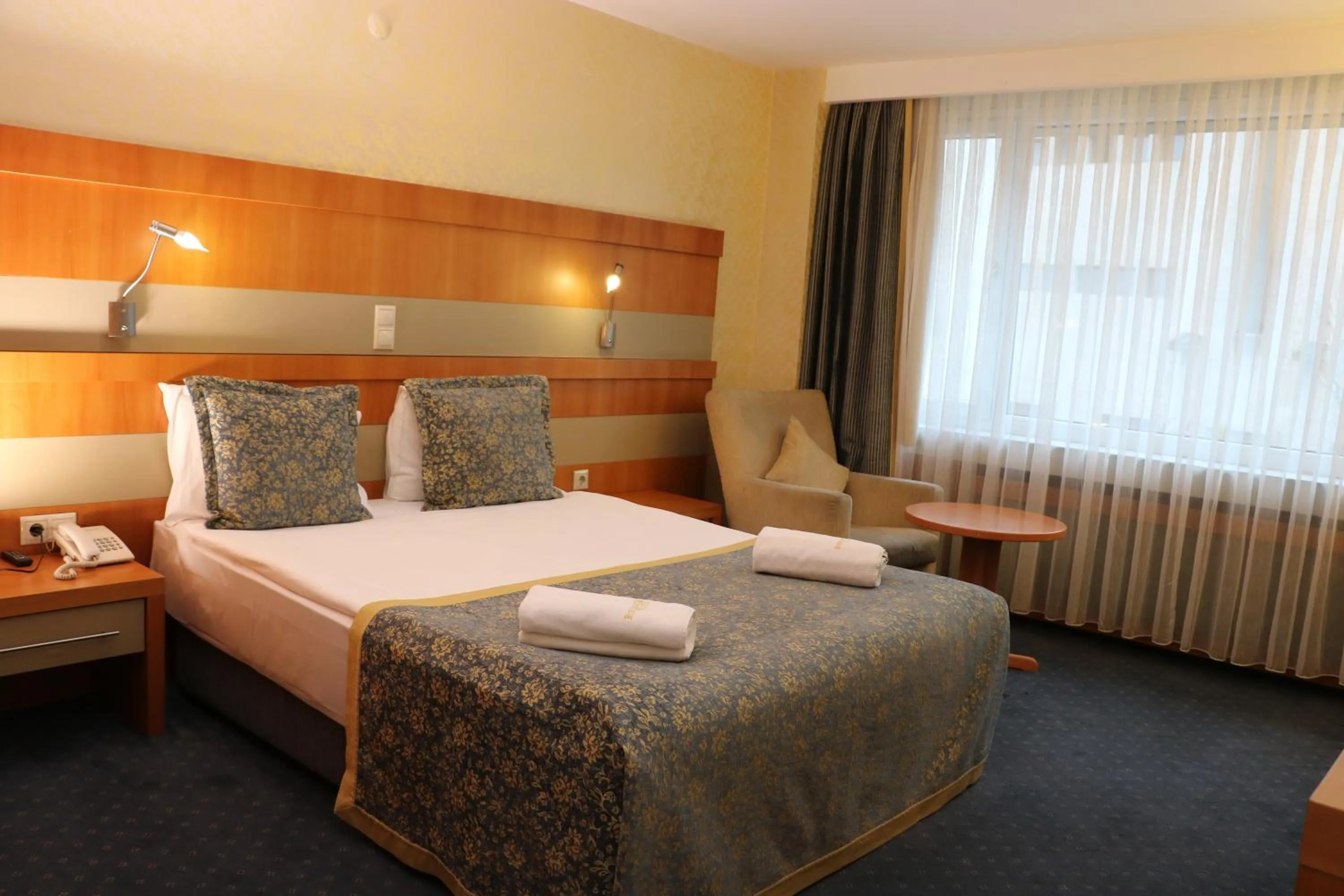 bunk bed, Bed in Burcman Hotel