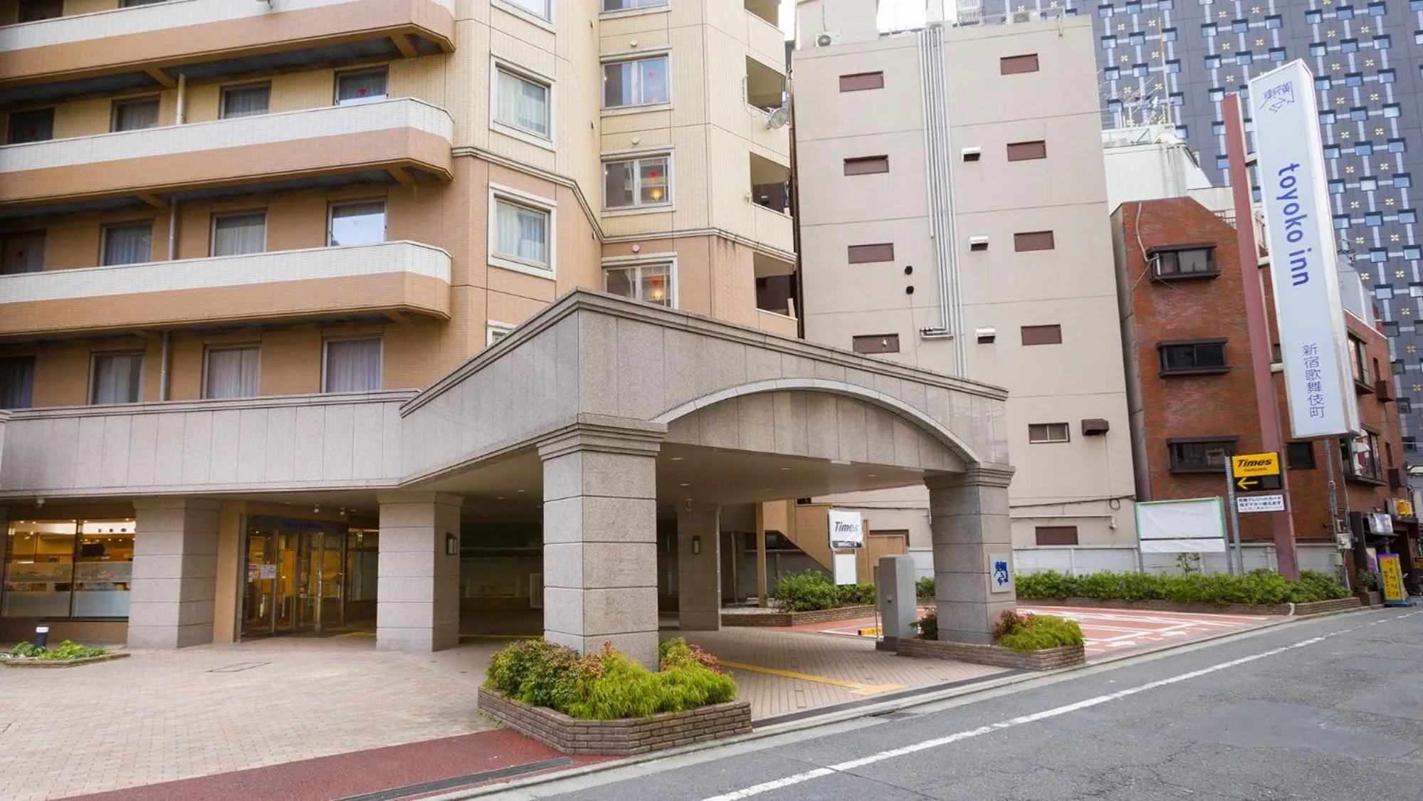 Property building in Toyoko Inn Tokyo Shinjuku Kabukicho