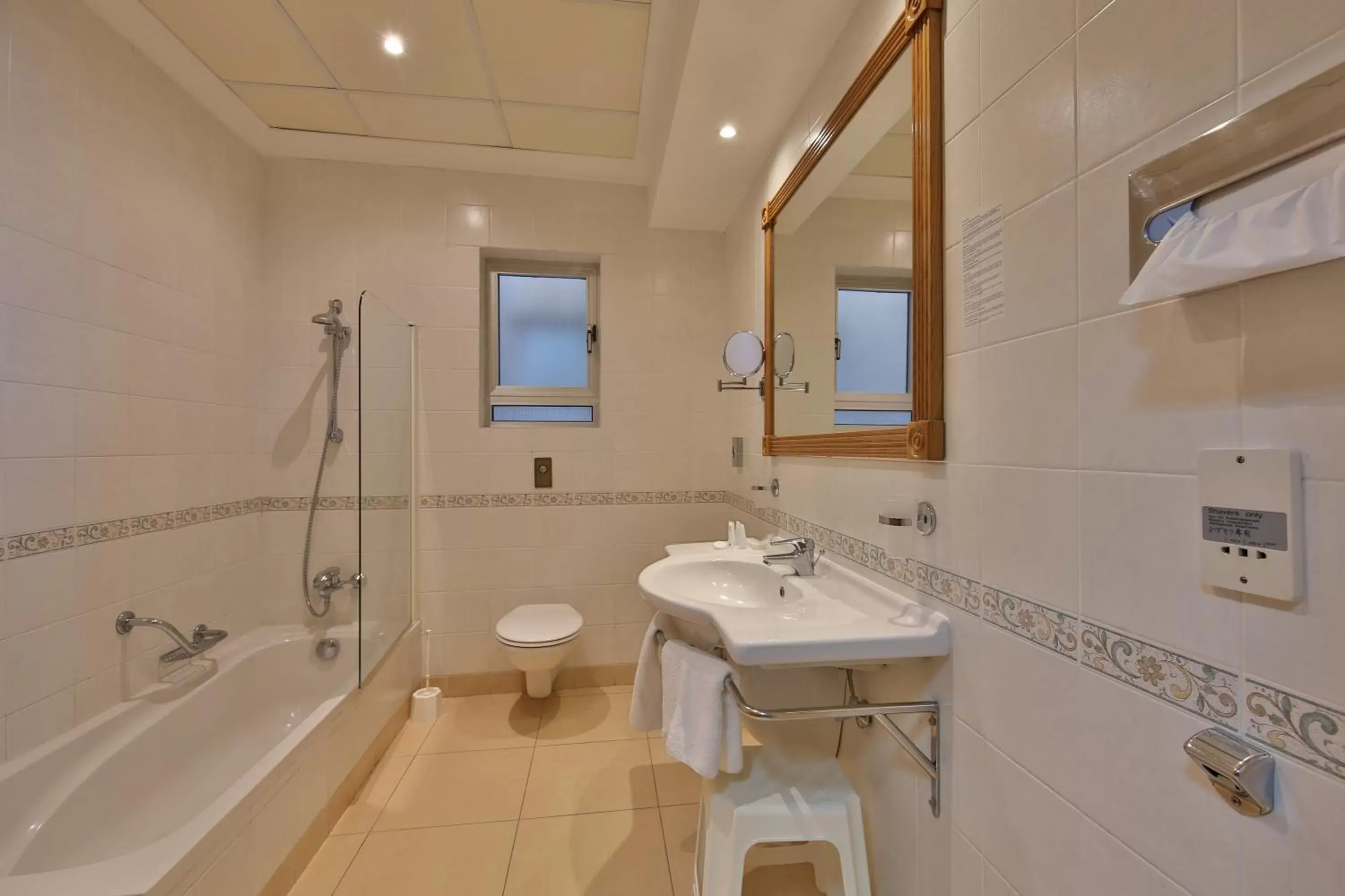 Triple Room with Sea View in Paradise Bay Resort Triple Room with Sea View in Paradise Bay Resort