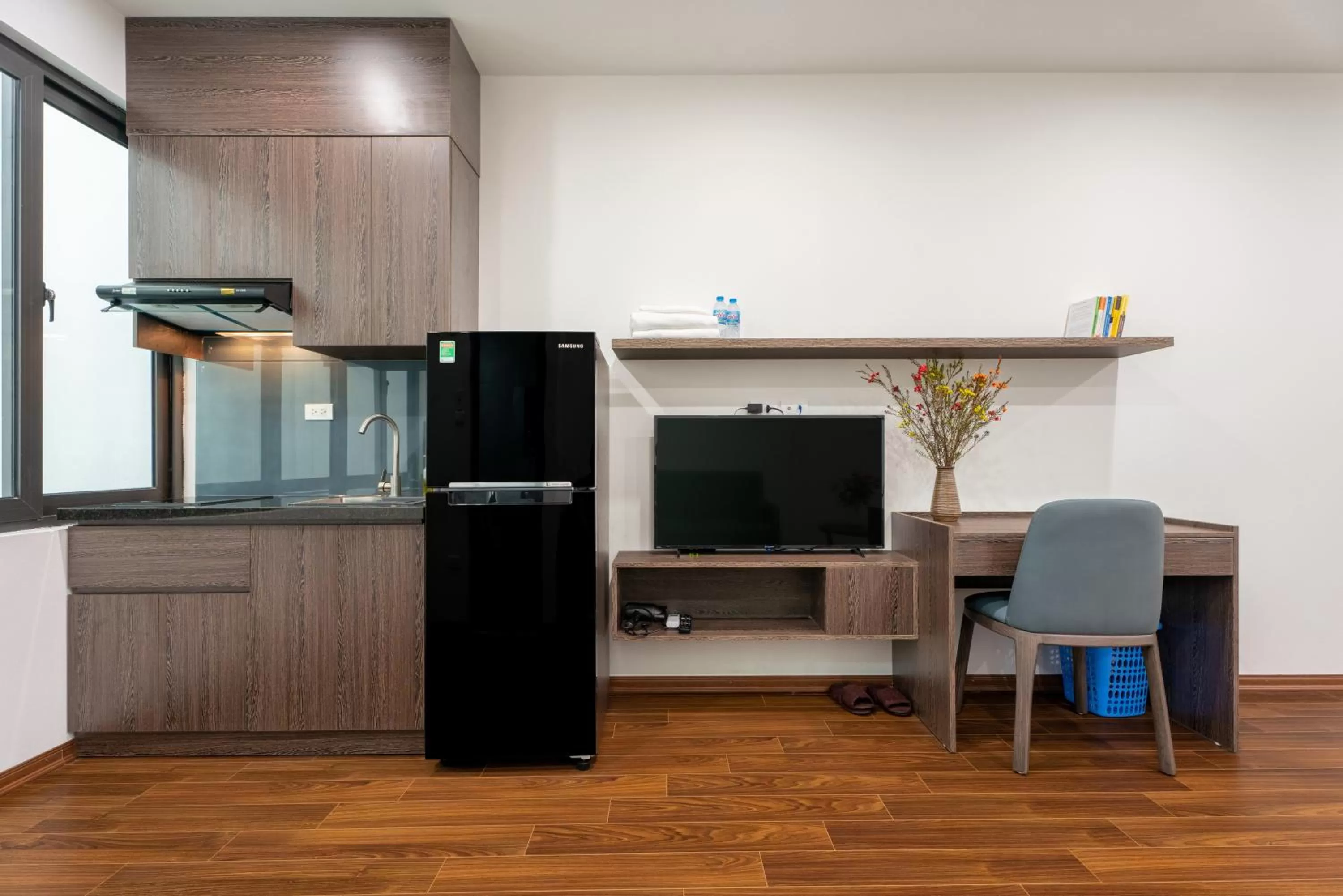 Kitchen or kitchenette in Granda Lake View Hotel & Apartment