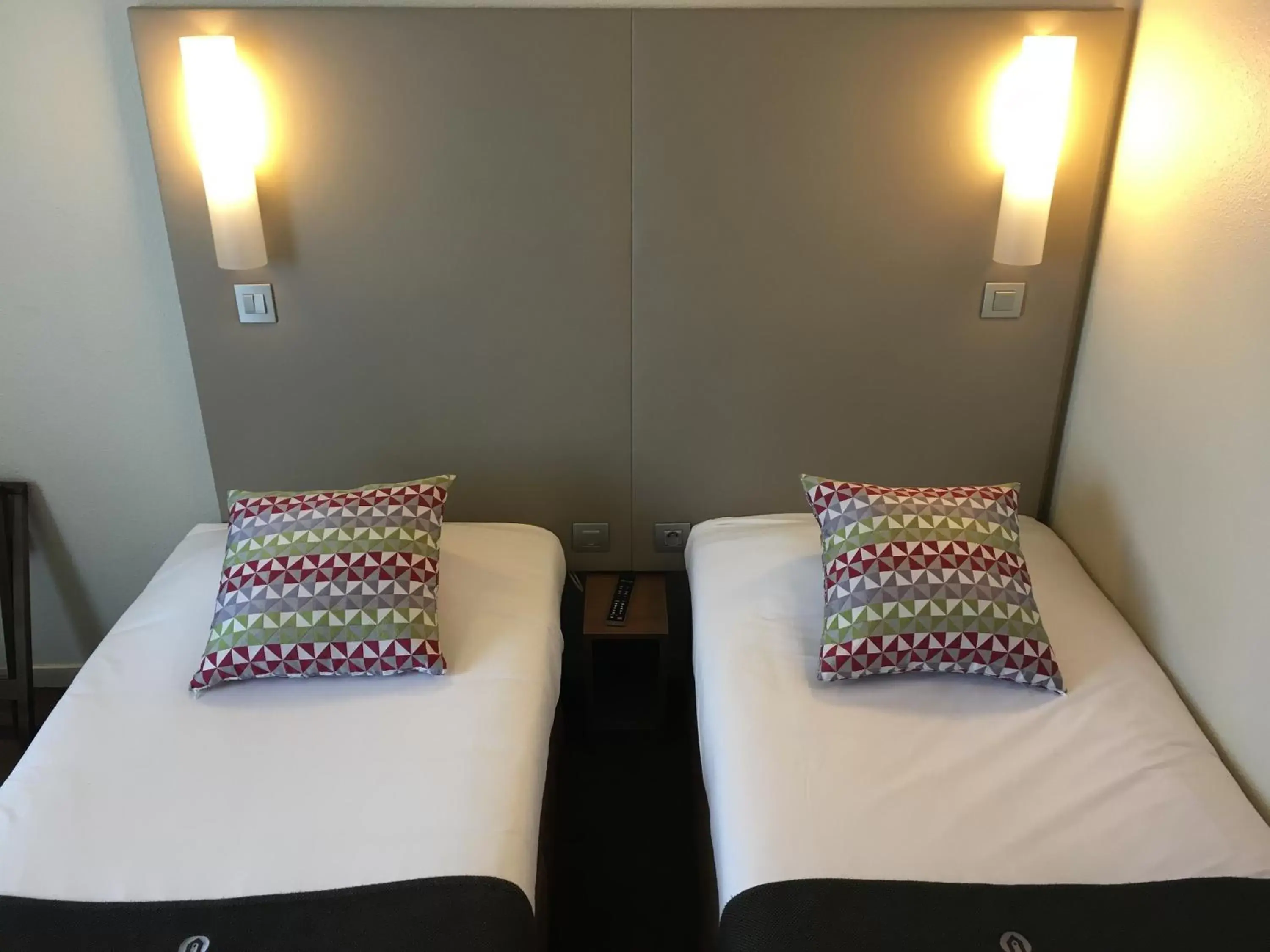 Superior Twin Room in Campanile Marne-la-Vallée - Bussy Saint-Georges Superior Twin Room in Campanile Marne-la-Vallée - Bussy Saint-Georges