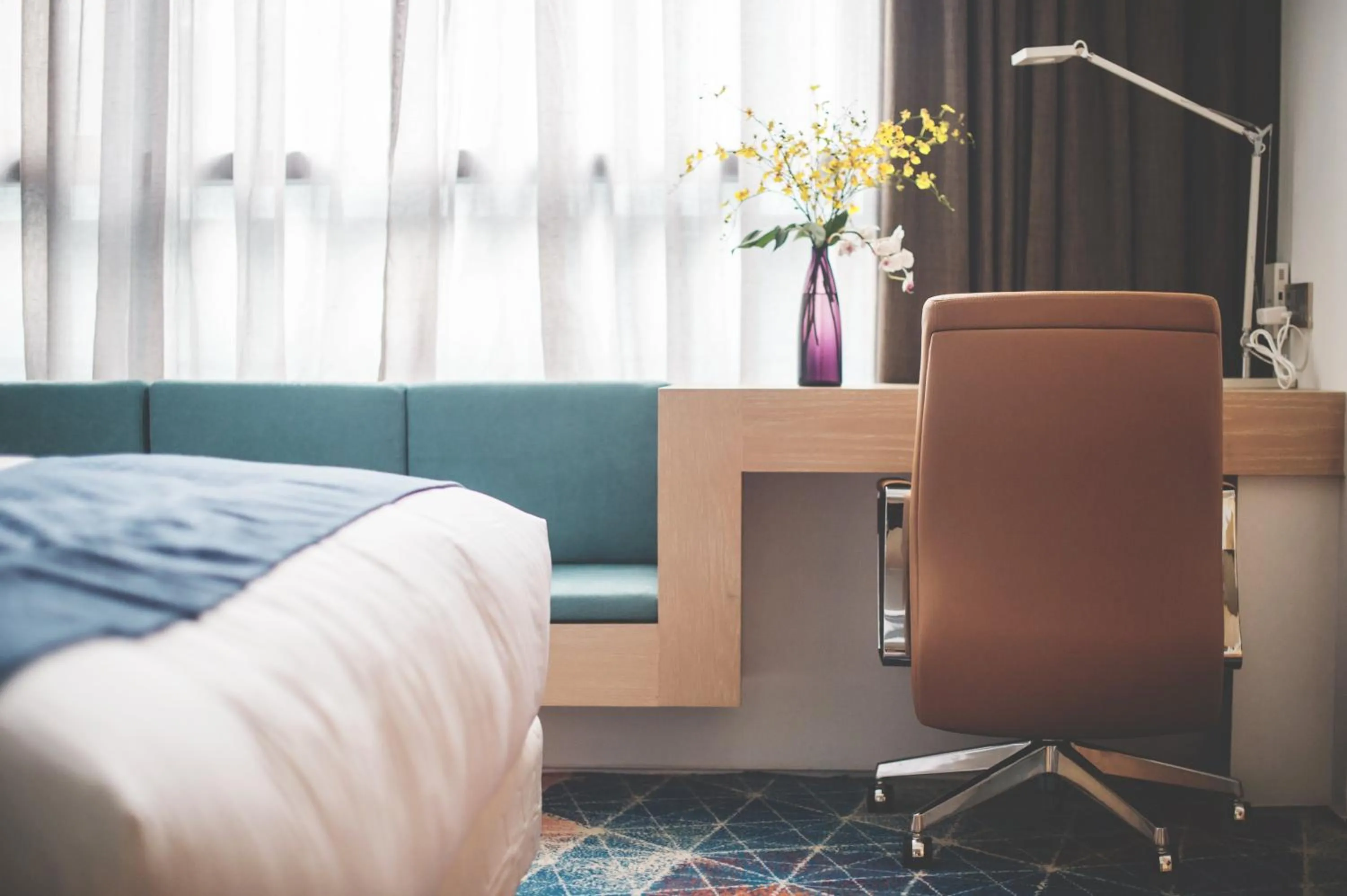 Photo of the whole room, Bed in Holiday Inn Express Shanghai Songjiang Fangta by IHG