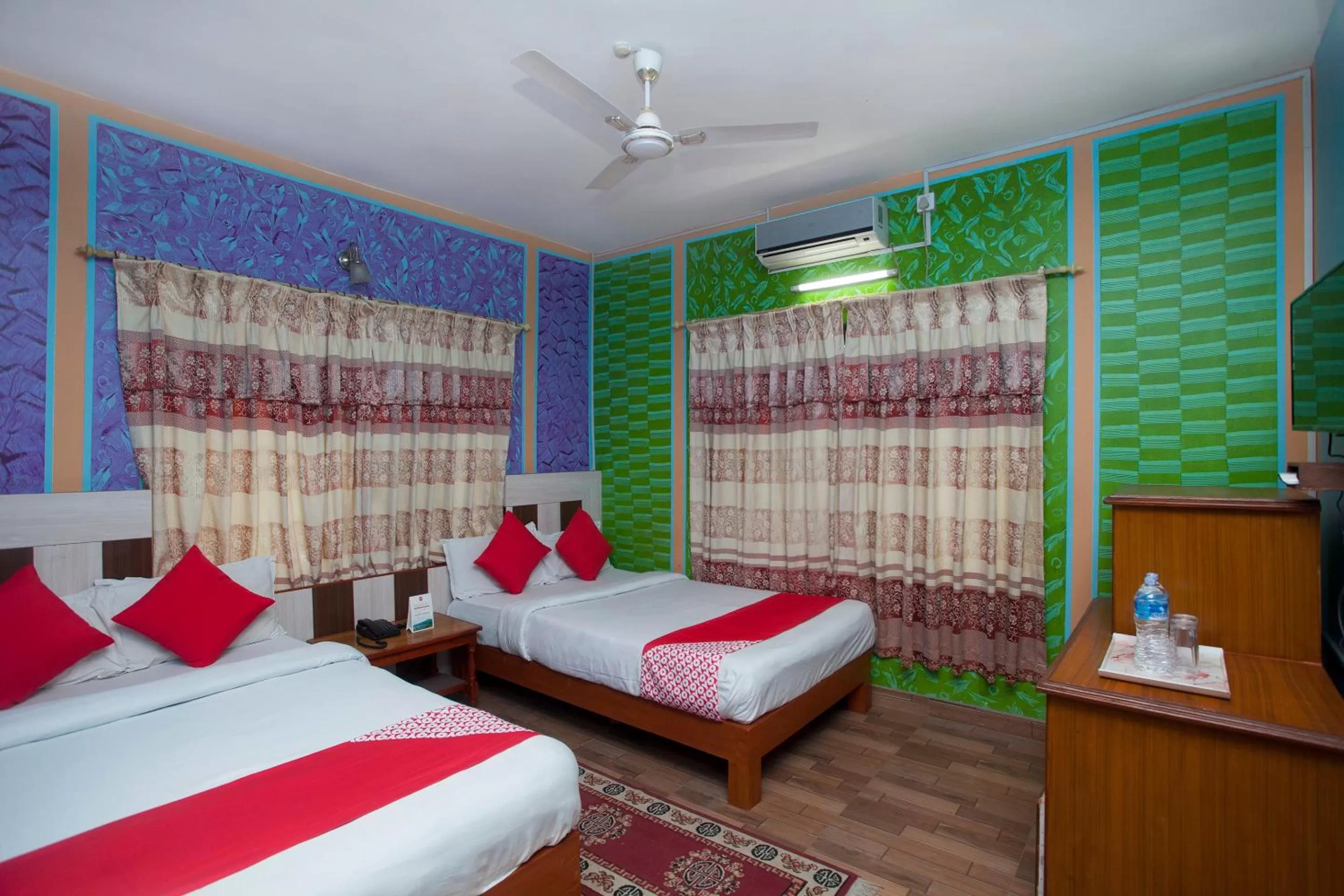 Bed in Hotel Middle Point Pvt Ltd