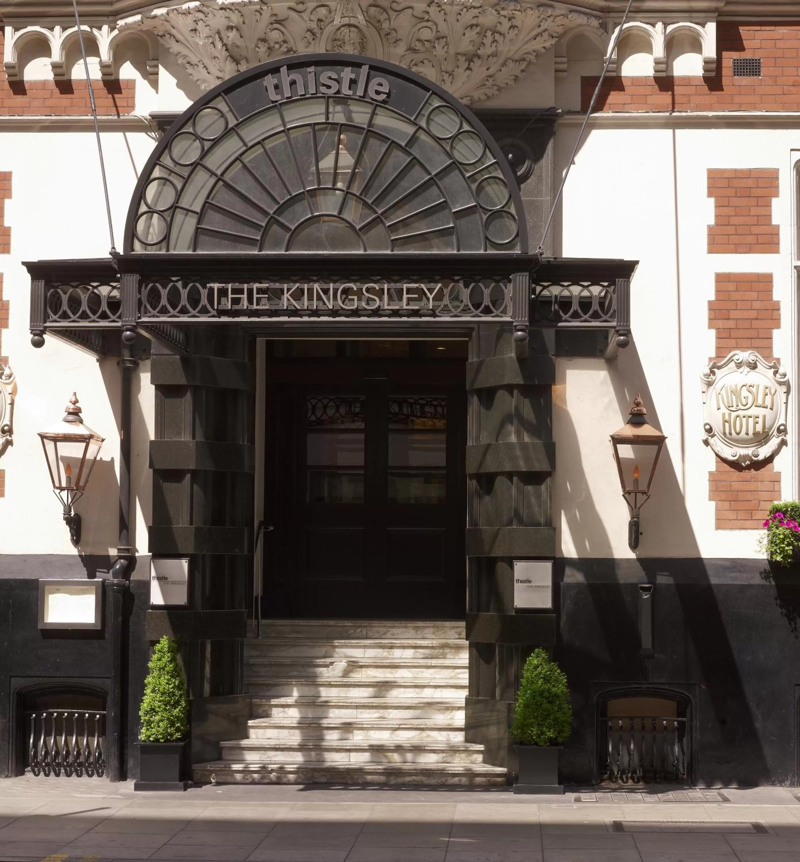 Facade/entrance in Thistle London Holborn