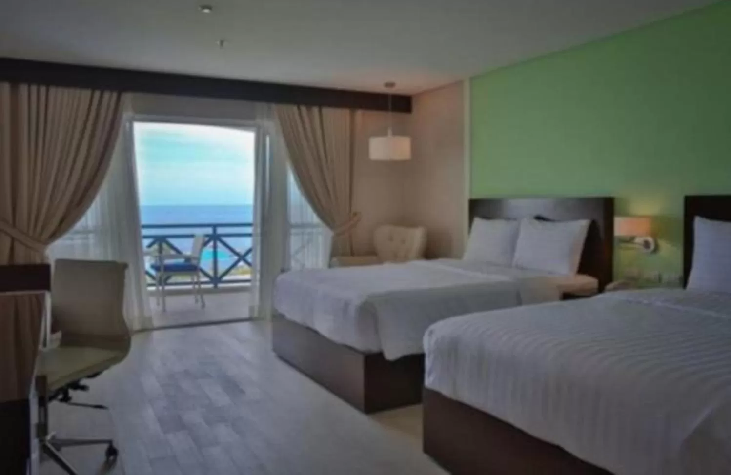Bed in Thunderbird Resorts - Poro Point