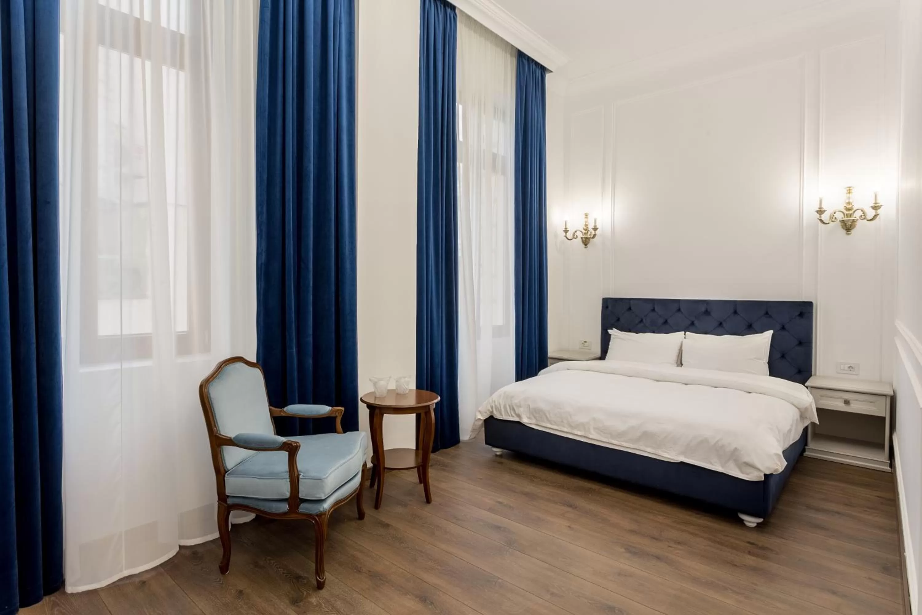 Photo of the whole room, Bed in Lahovary Palace Hotel