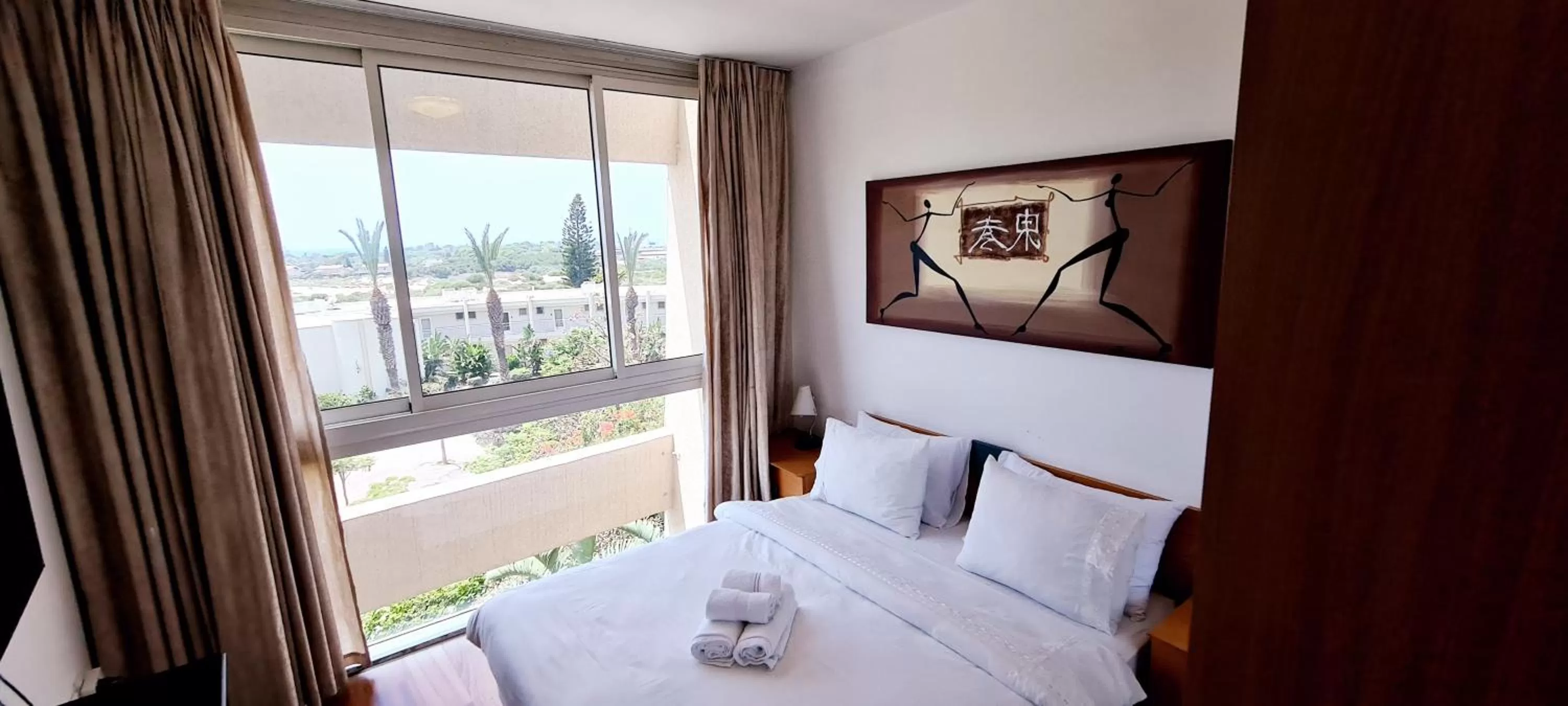 Bed in Suite Marina Caesarea