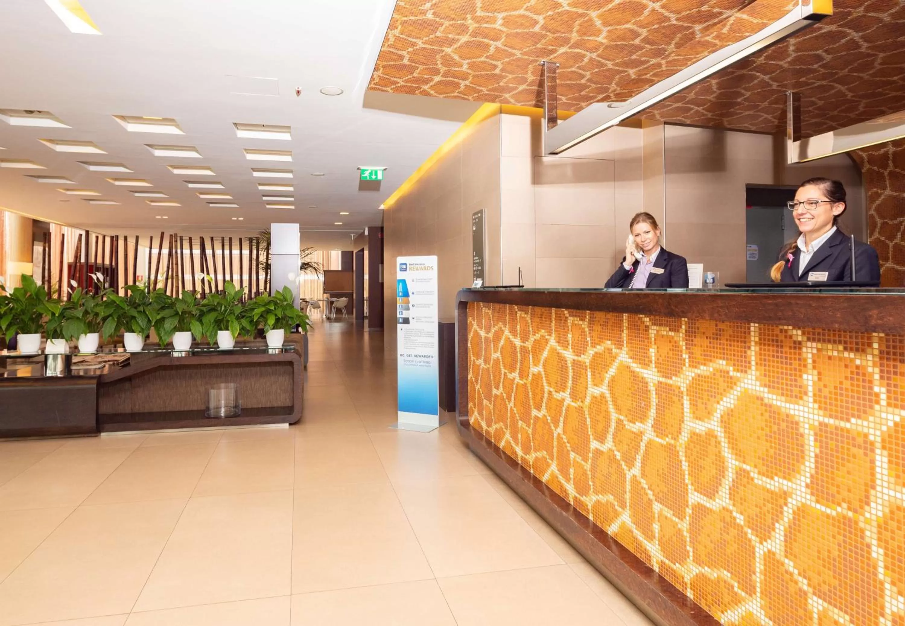 Lobby or reception in Best Western Hotel Goldenmile Milan