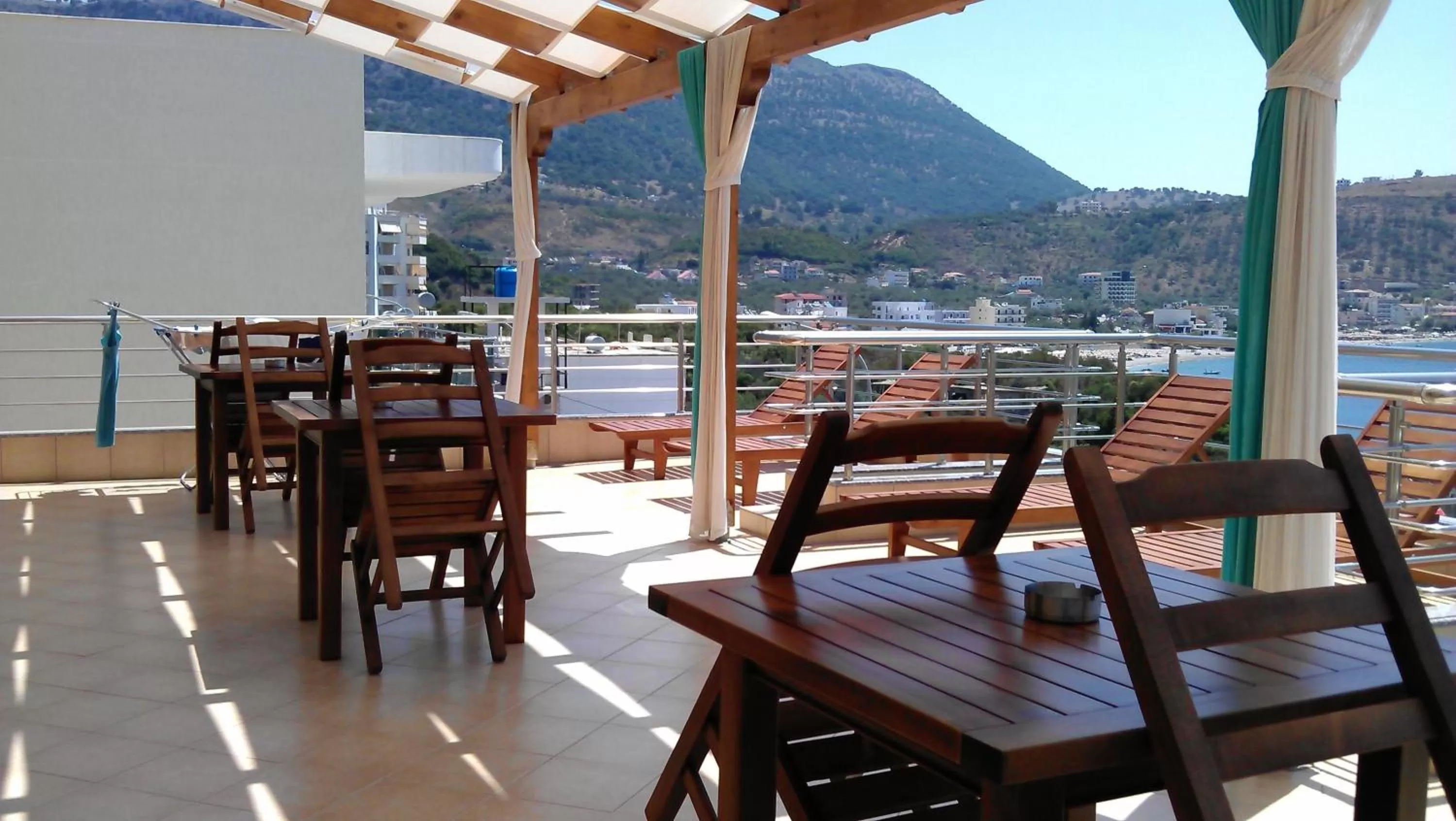 Bird's eye view, Restaurant/Places to Eat in Vila Kosteli