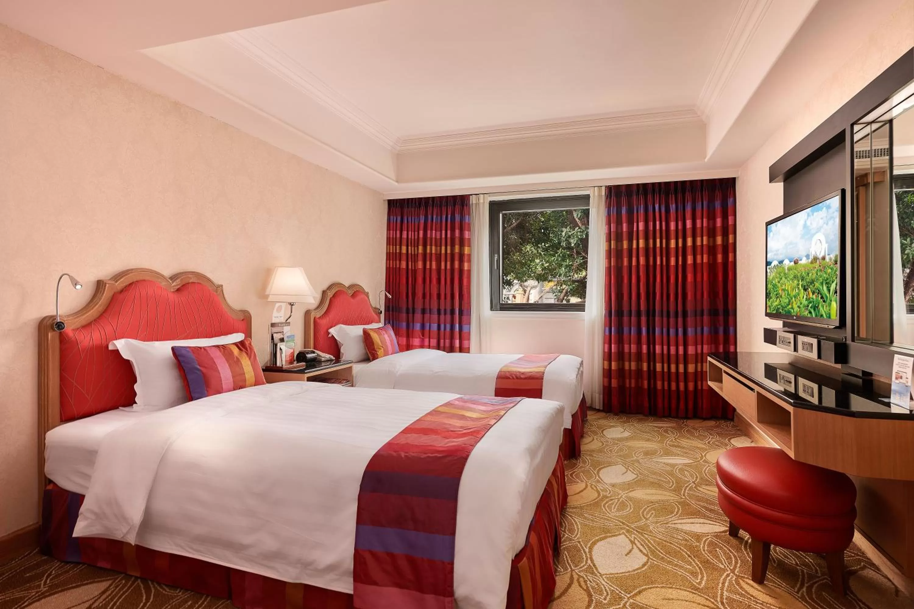 bunk bed, Bed in The Riviera Hotel Taipei