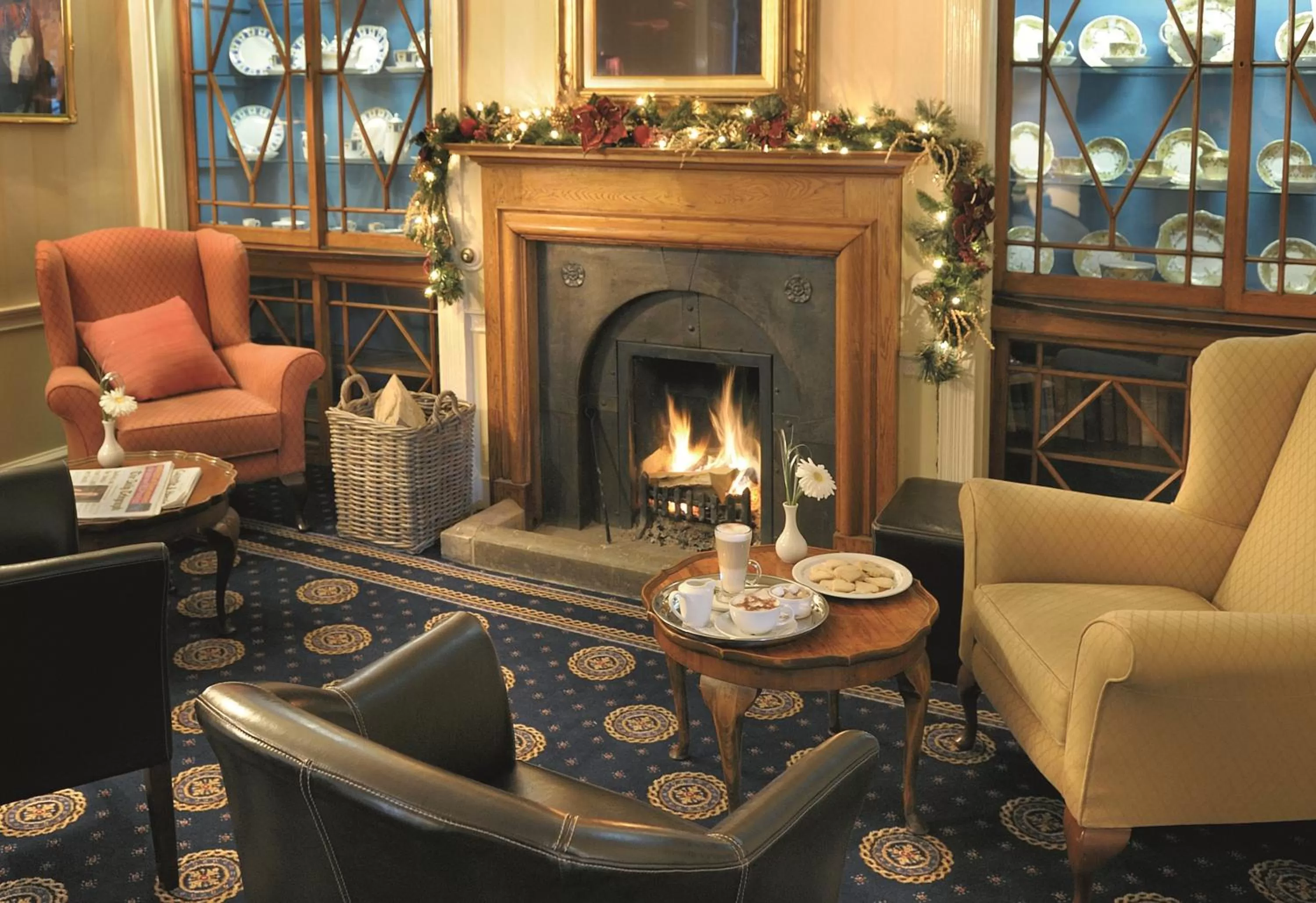 Communal lounge/ TV room in The Bear Hotel