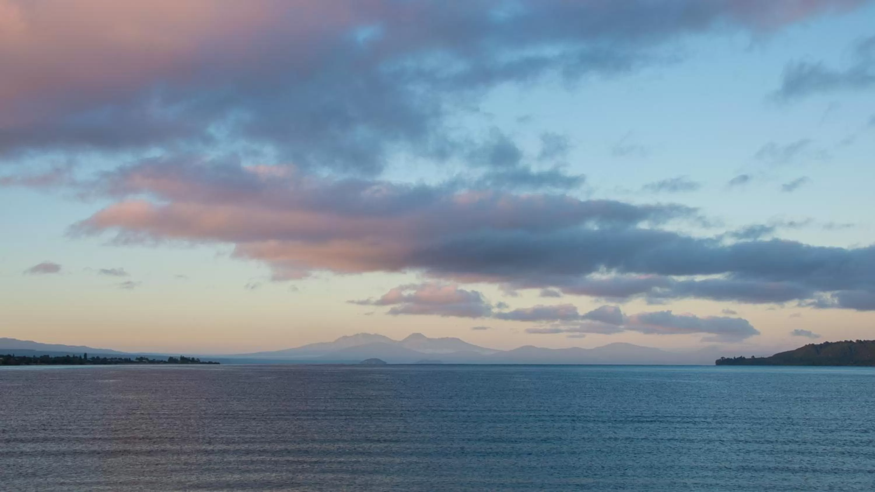 Nearby landmark in Sails on the Lake