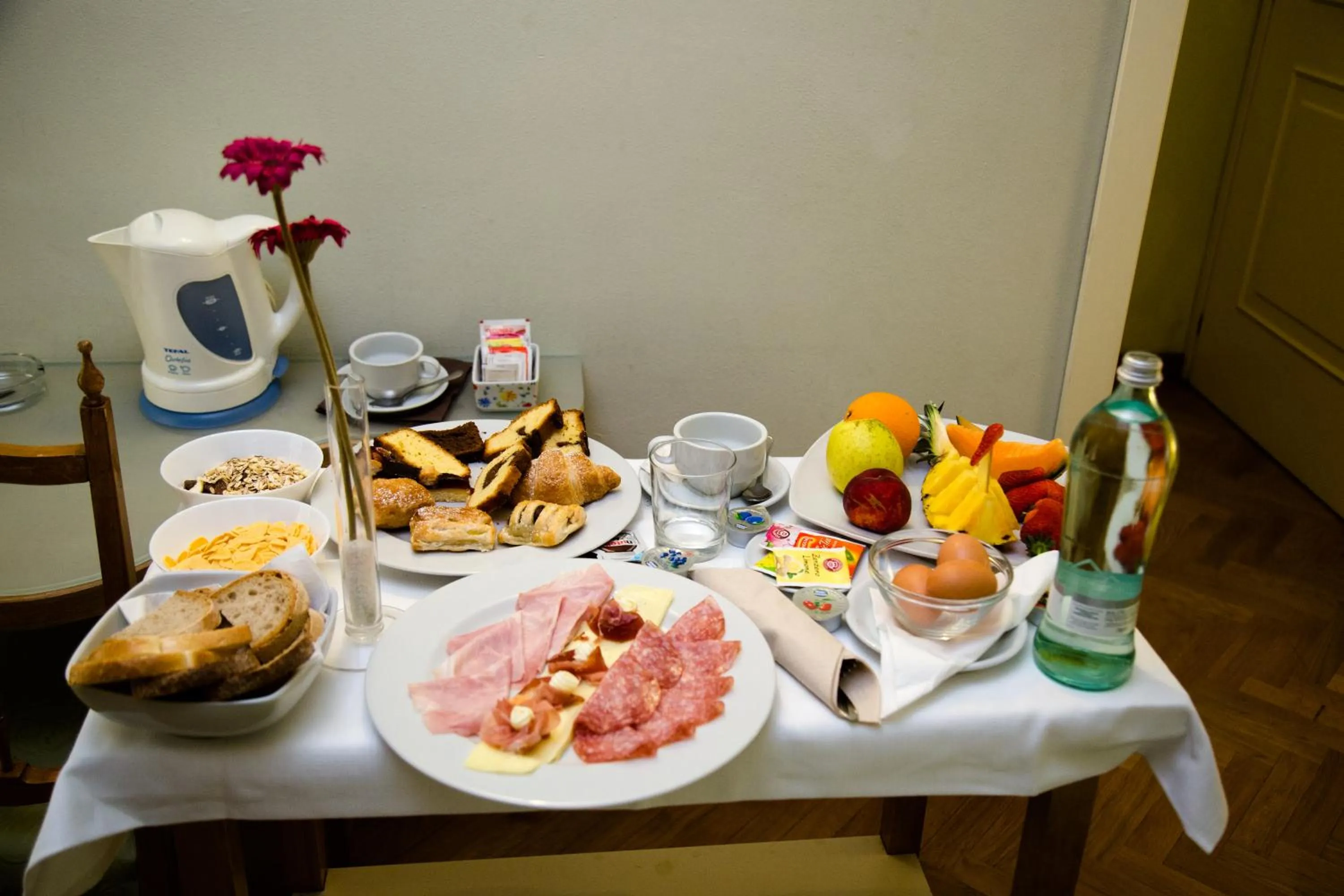 Breakfast in HG Hotel Cappelli
