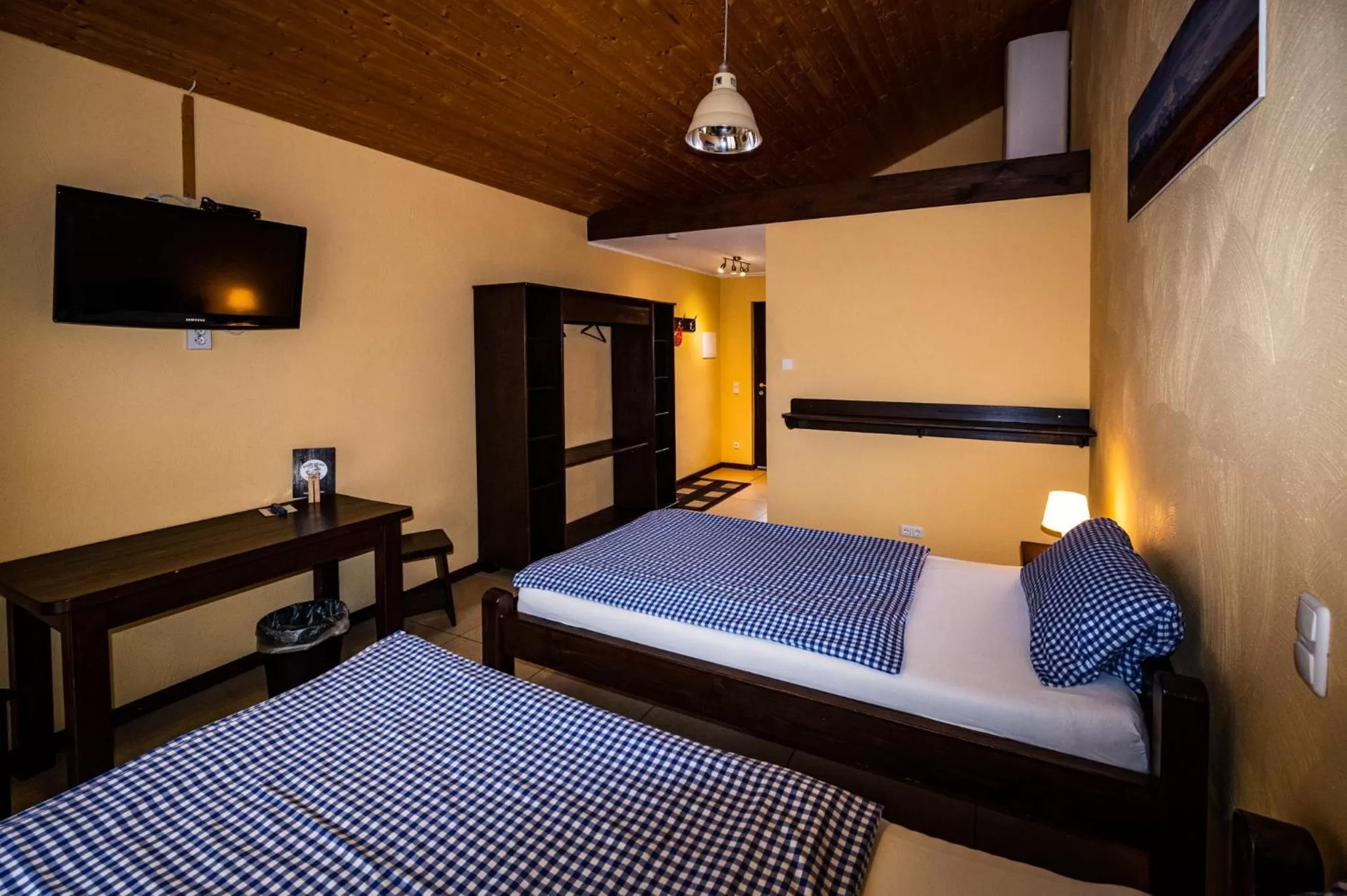 Bedroom, Bed in Roadcamp - American Motel & Sportsbar