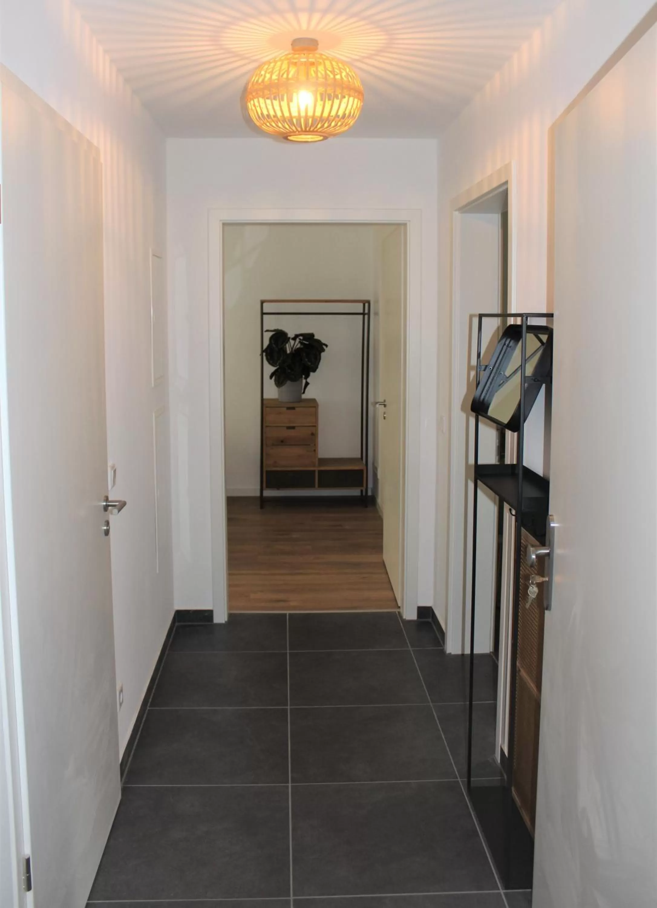 Facade/entrance in Travel Art Boardinghouse (Lazarettstr.)