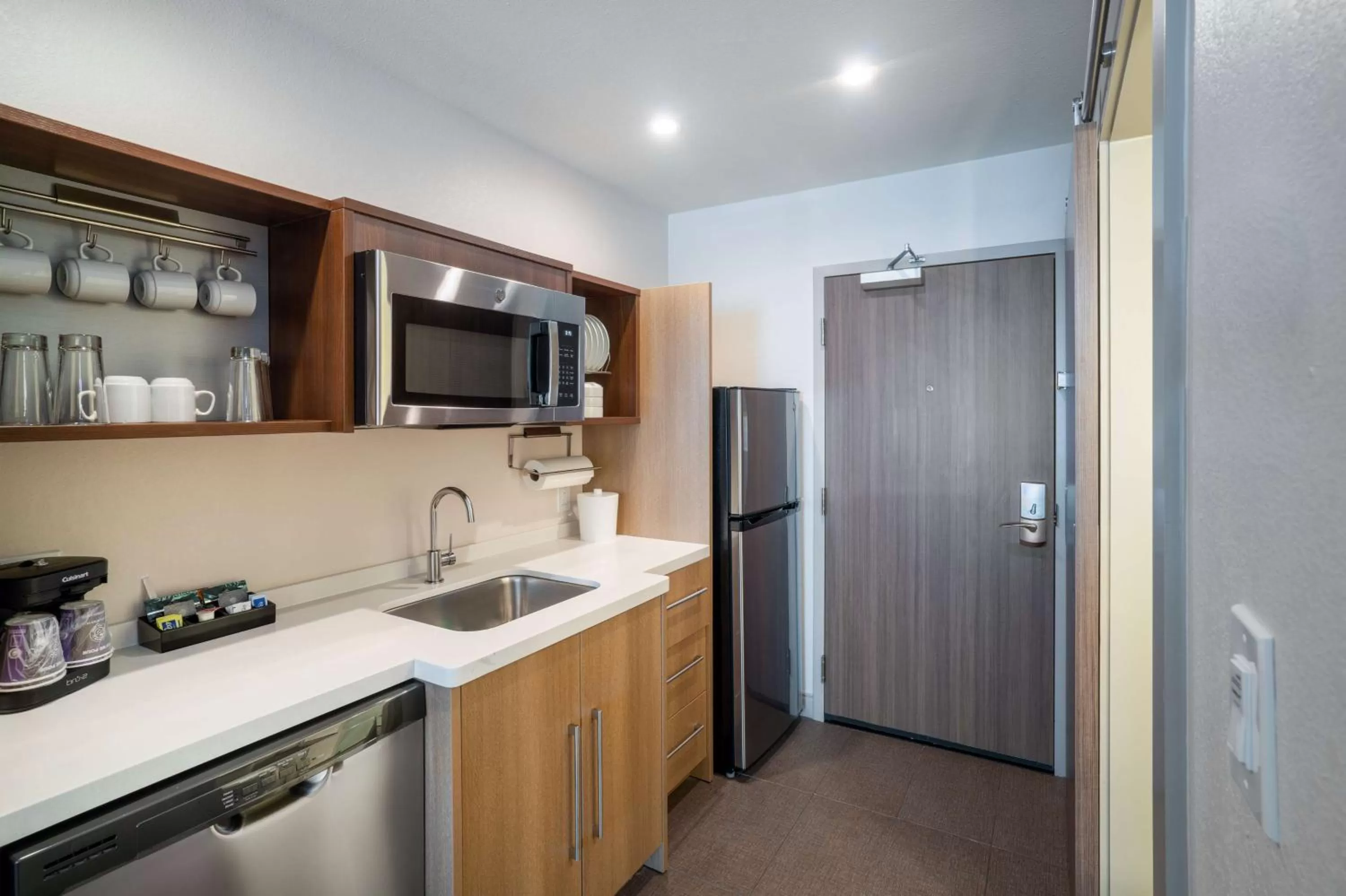 Kitchen or kitchenette in Home2 Suites By Hilton North Little Rock, Ar
