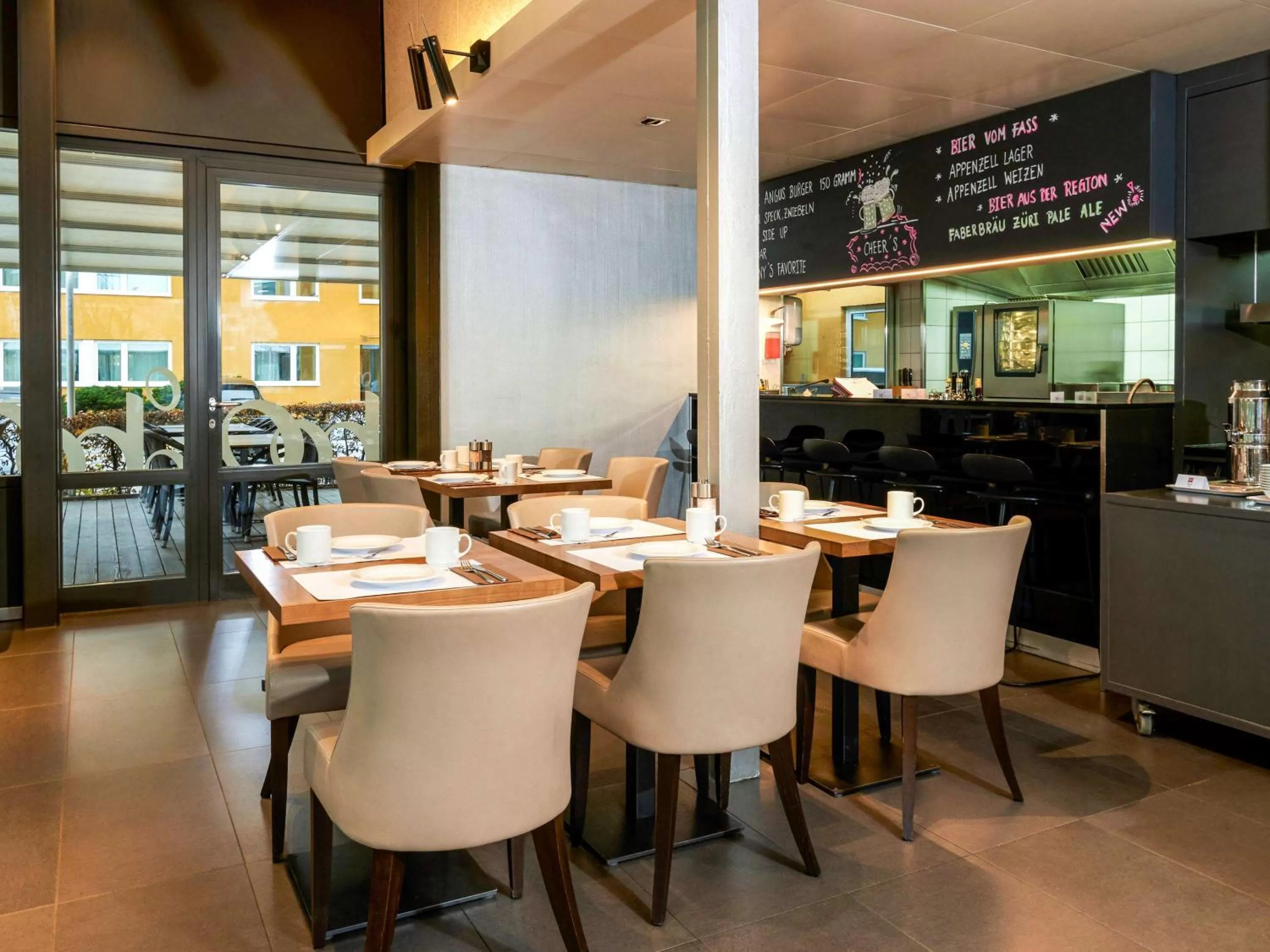 Restaurant/places to eat in ibis Zurich Adliswil