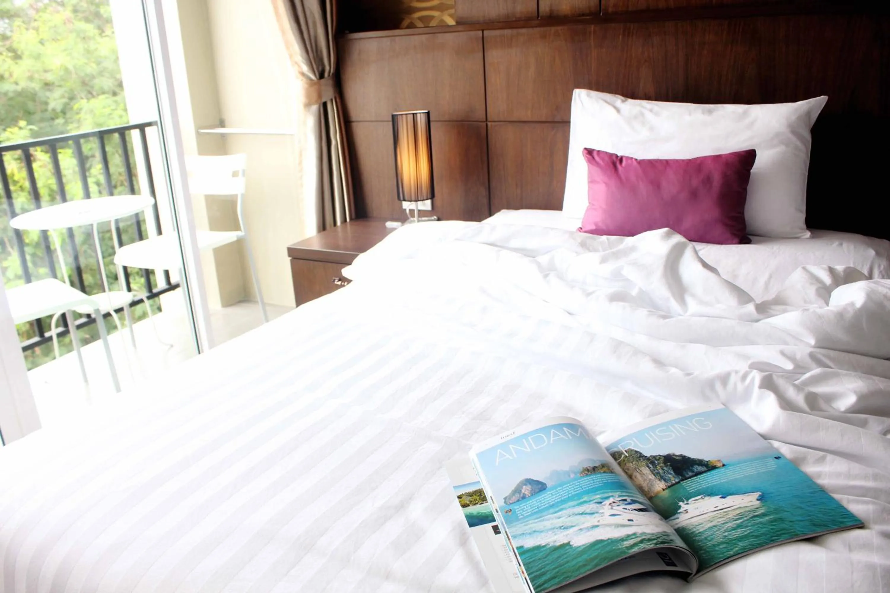 Bedroom, Bed in Lub Sbuy House Hotel - SHA