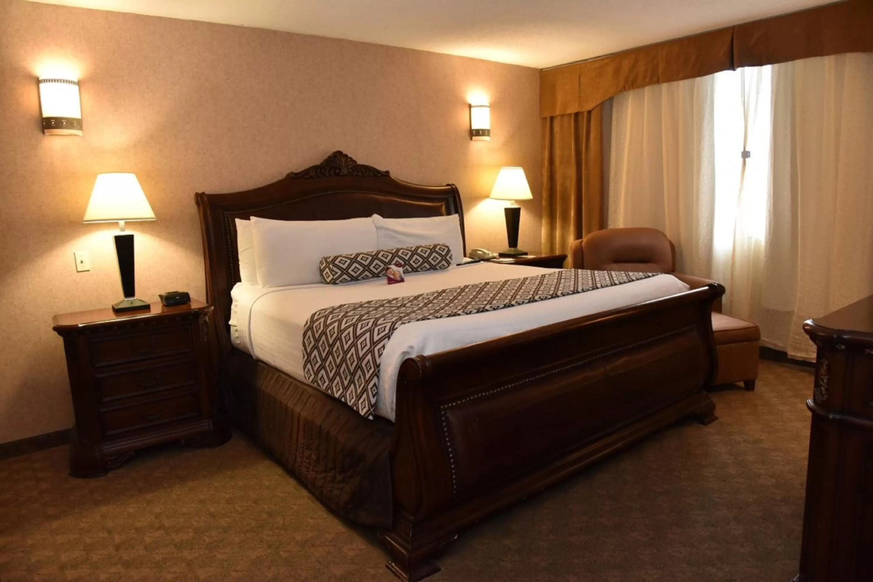 Bedroom, Bed in Wyndham Houston near NRG Park - Medical Center