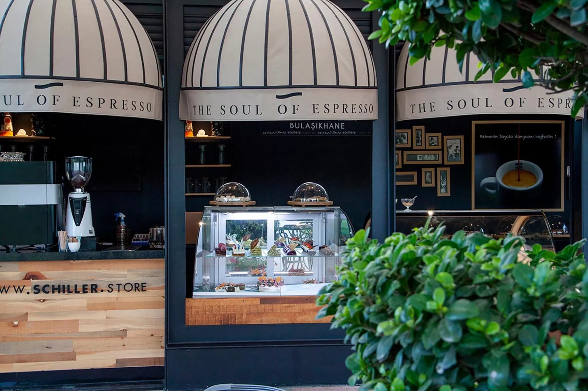 Lounge or bar in Calista Luxury Resort