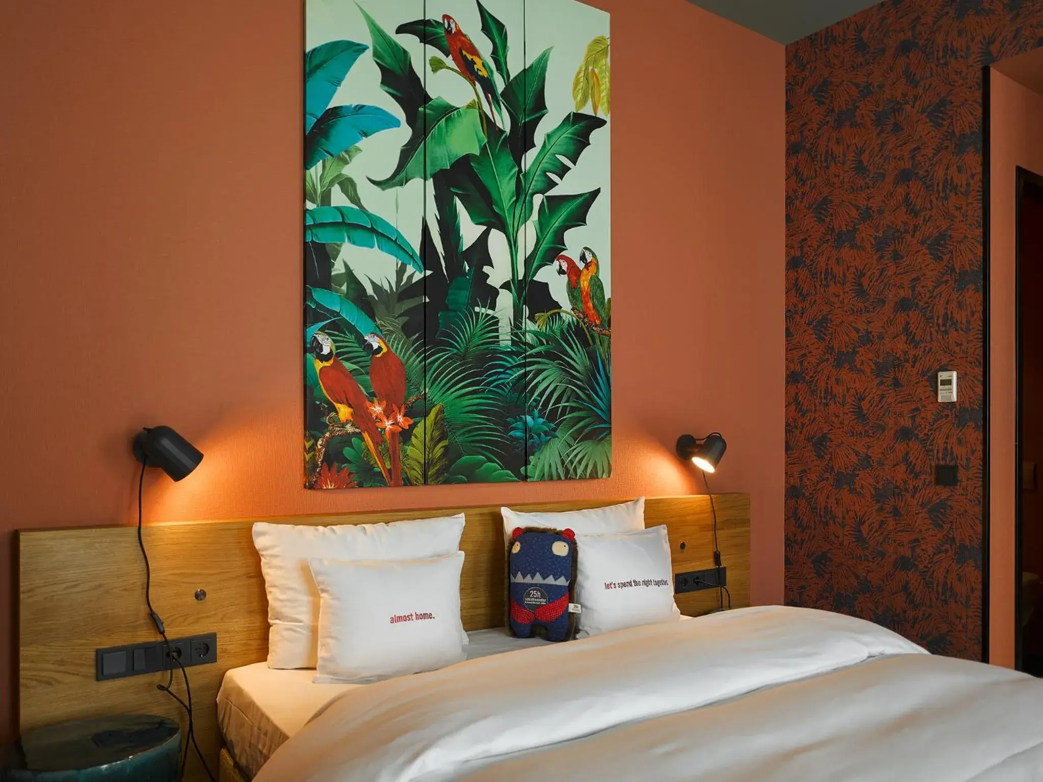 Extra Large in 25hours Hotel The Trip Extra Large in 25hours Hotel The Trip